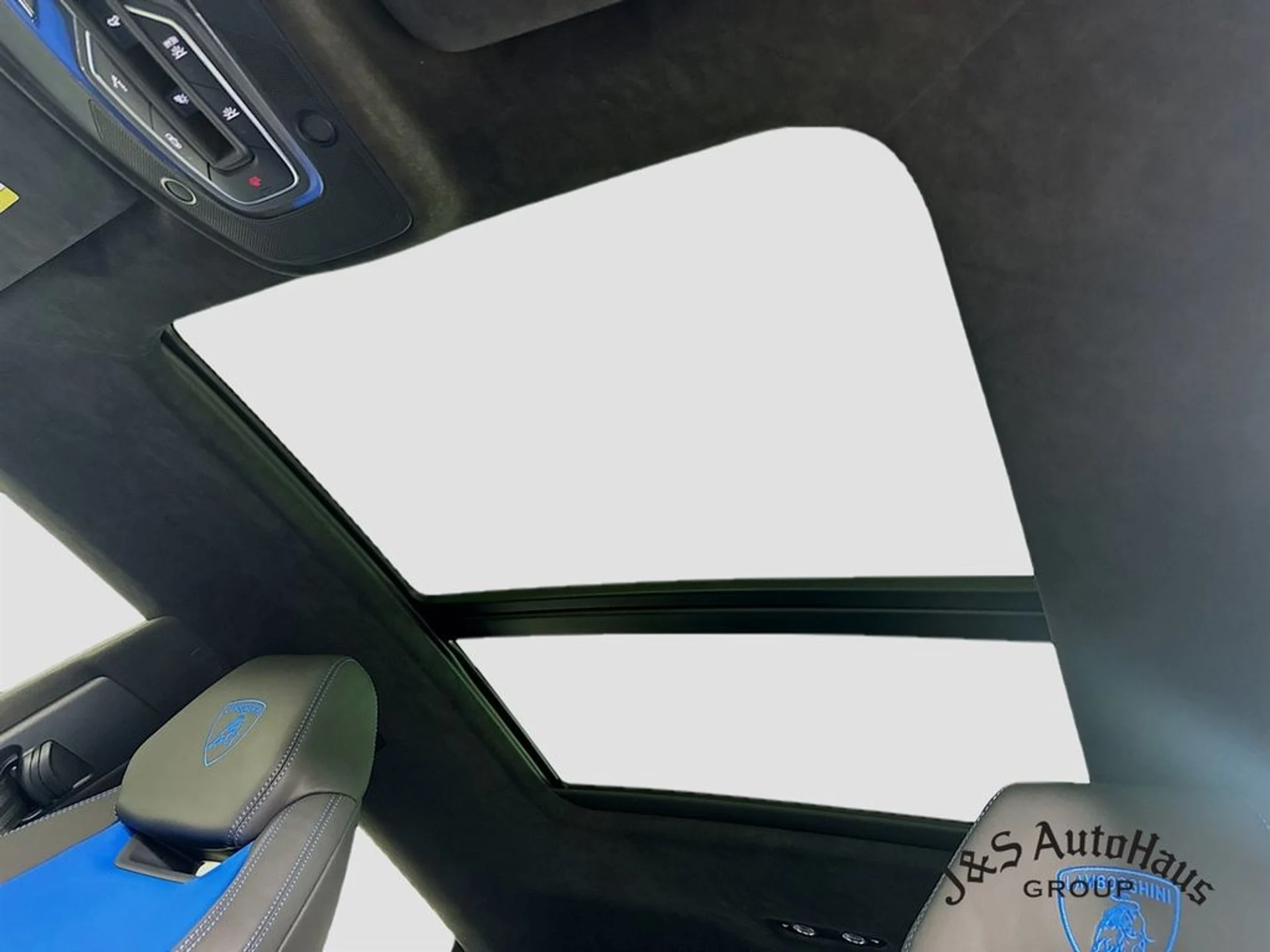 mph015_542211292_53qlixhww88bji2l26kr6oxfr88u_cdcbf2094e