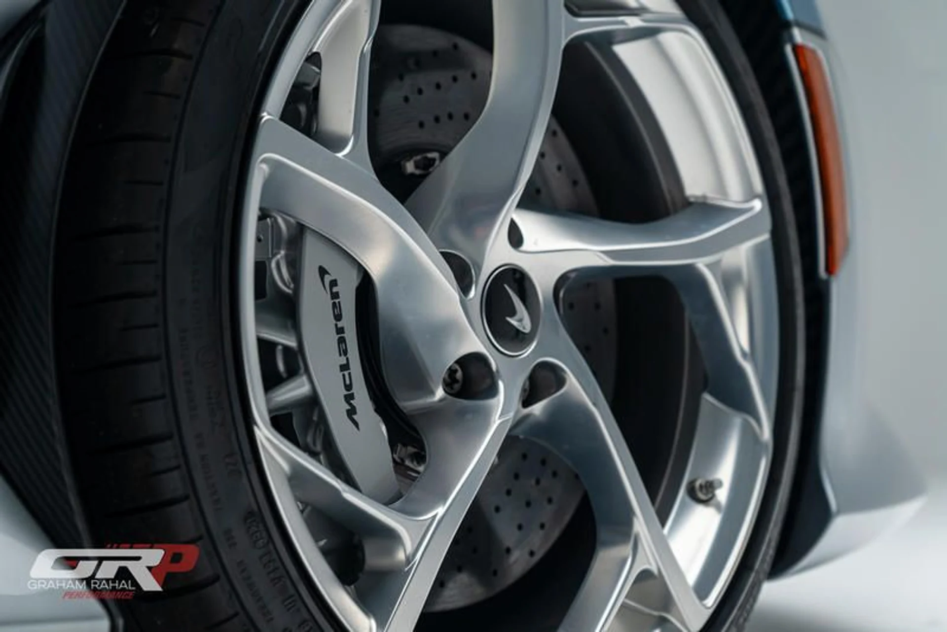 mph015_551903836_4_BE_7_FF_65_97_B8_4406_8_ED_8_6922_B6_E2_B083_becf6bb79d