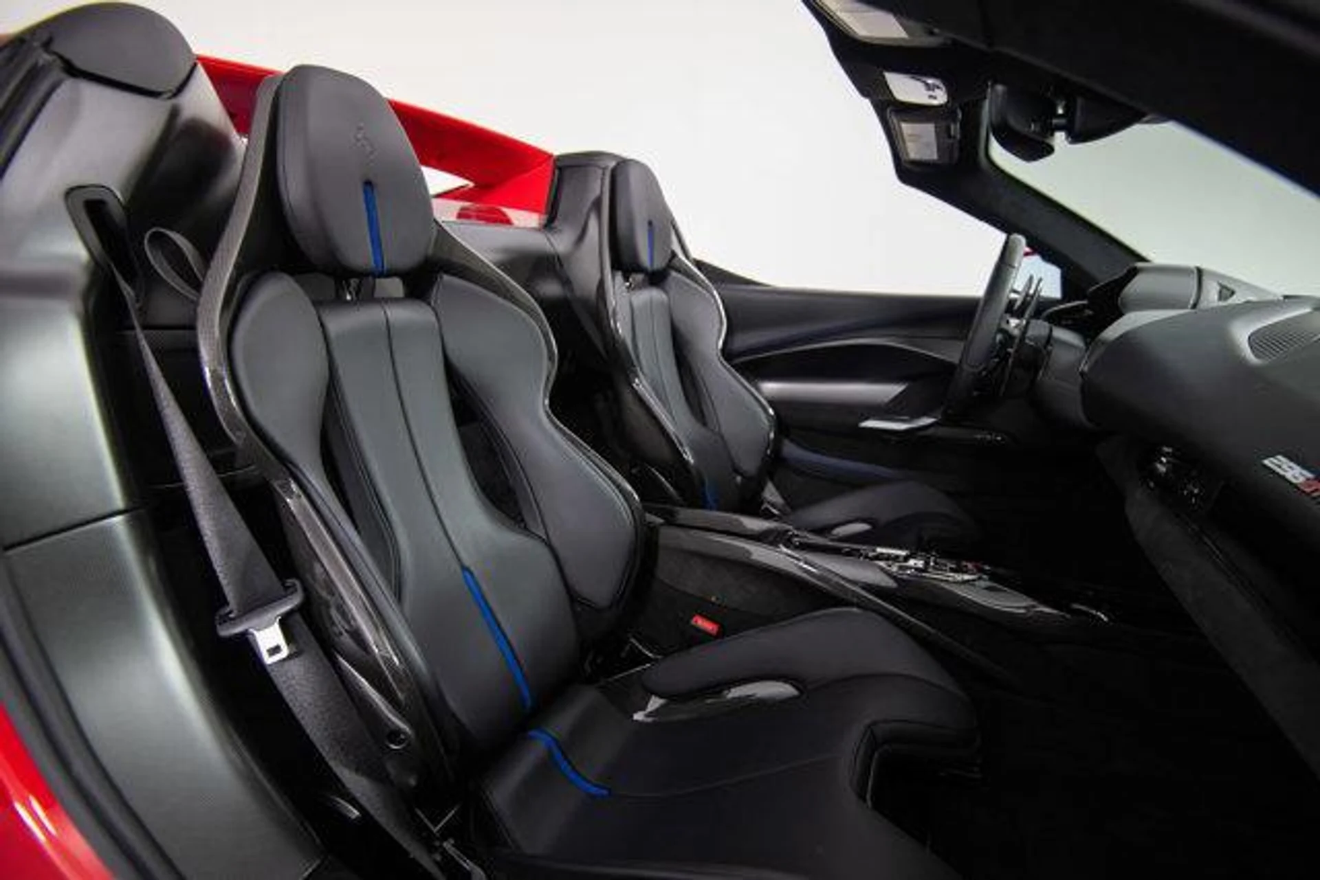 mph015_556033625_8_O_Ng7gcvj_W9_QEI_Oy4bm4_Jr_OC_Mso_1746cfb4c4