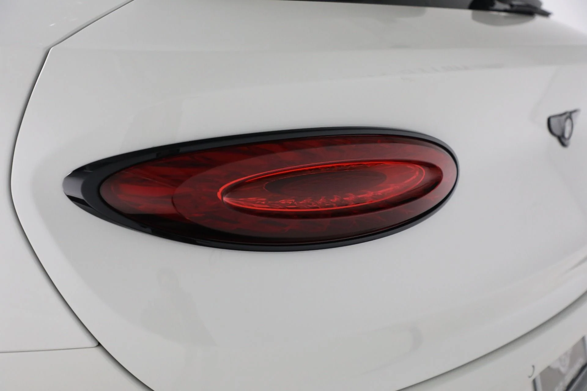 mph015_567855802_Used_2025_Bentley_Bentayga_S_Black_Edition_8d225c2c53