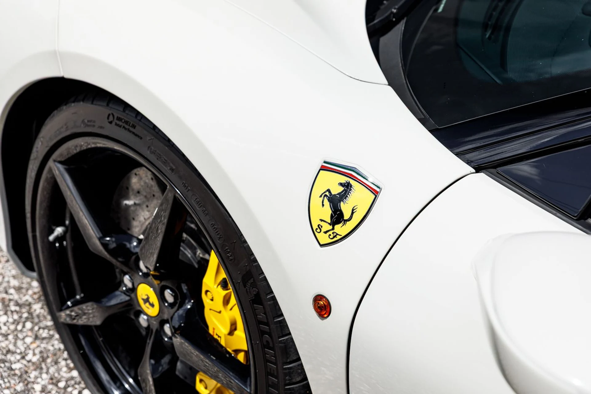 mph015_569479931_Used_2018_Ferrari_488_GTB_798038b2d1
