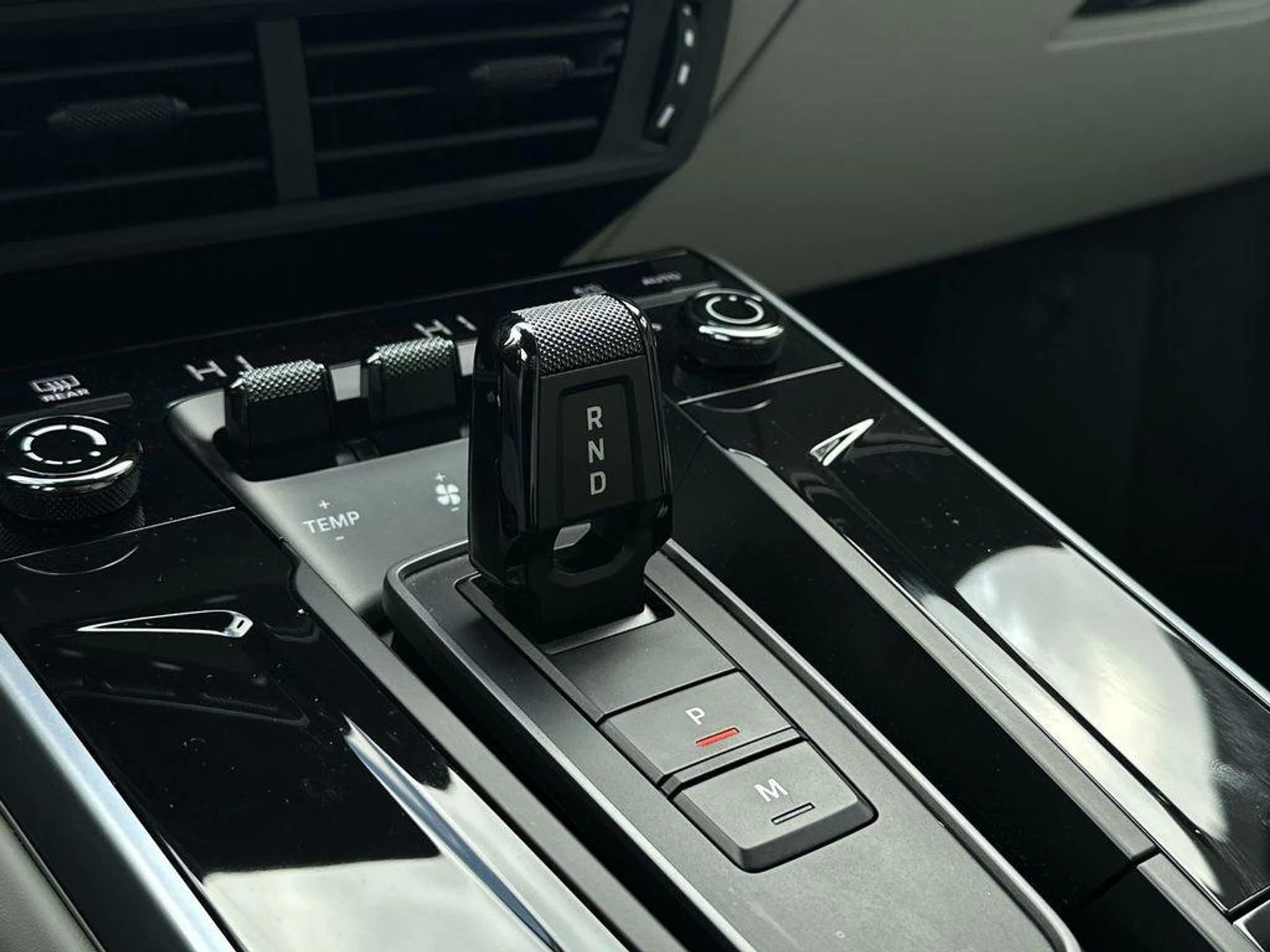 mph015_569665113_C6j_Ol6vh2b_Et0_ZKLS_Bovmd_L_St_B8_5f3278847d