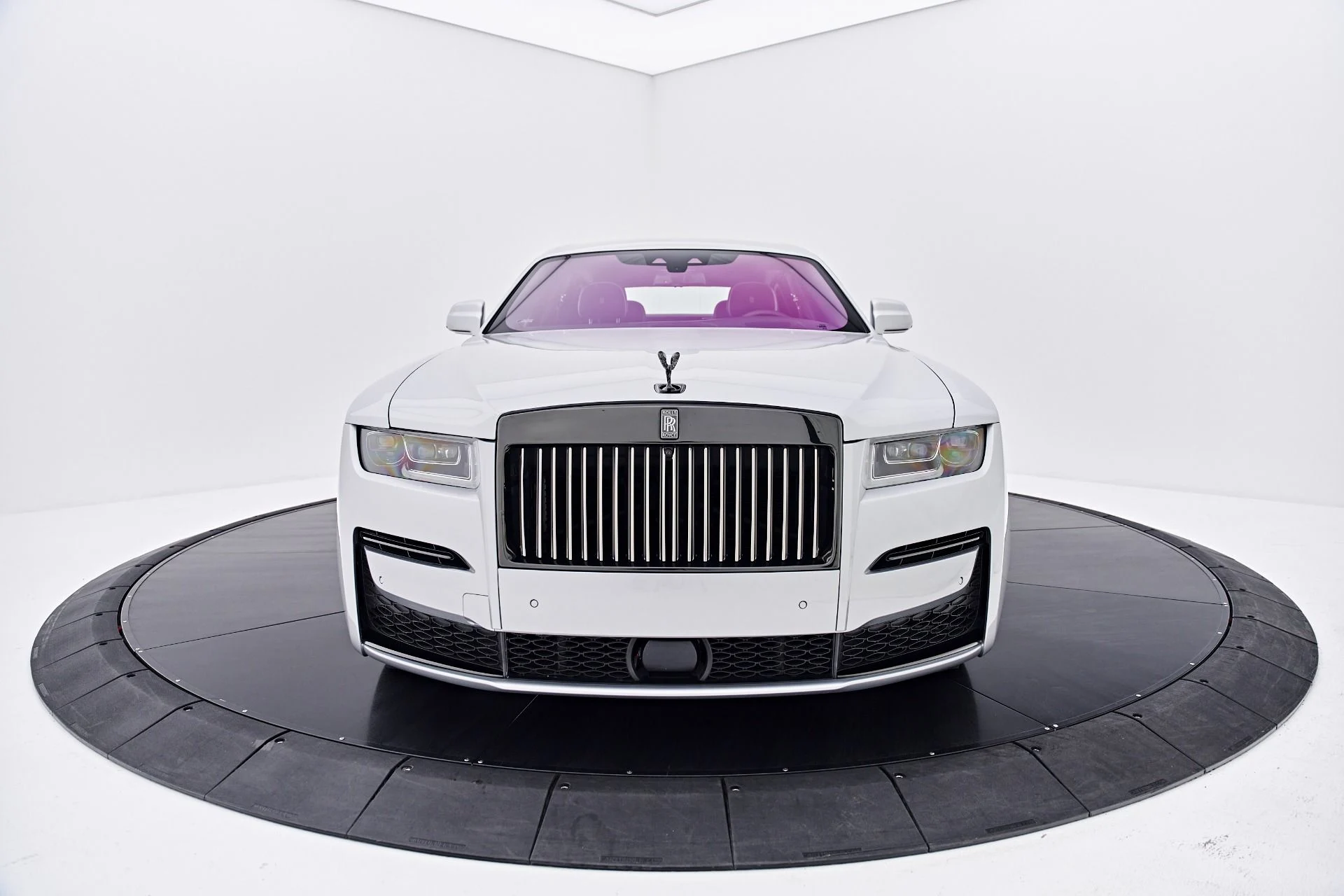 mph015_573433364_Used_2024_Rolls_Royce_Ghost_BLACK_BADGE_1787878329_bf7bc1e7c3