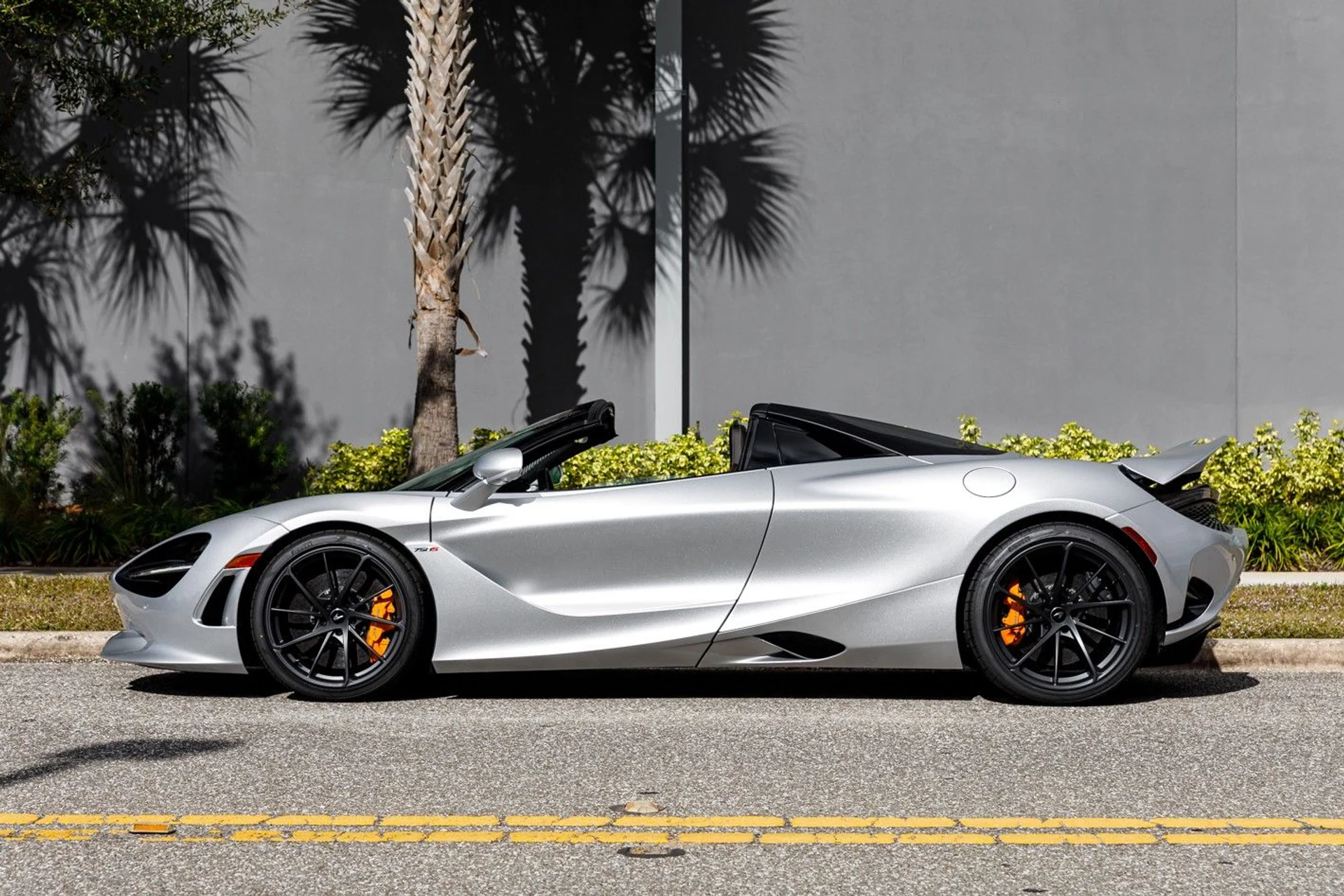 mph015_577487217_633_p16_l_05a5631f61