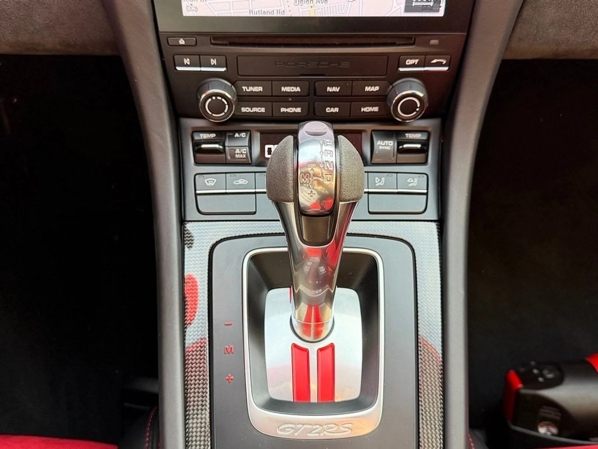 mph015_579603294_5a7e102d468abc9992001b800dbe972bx_a39e631303