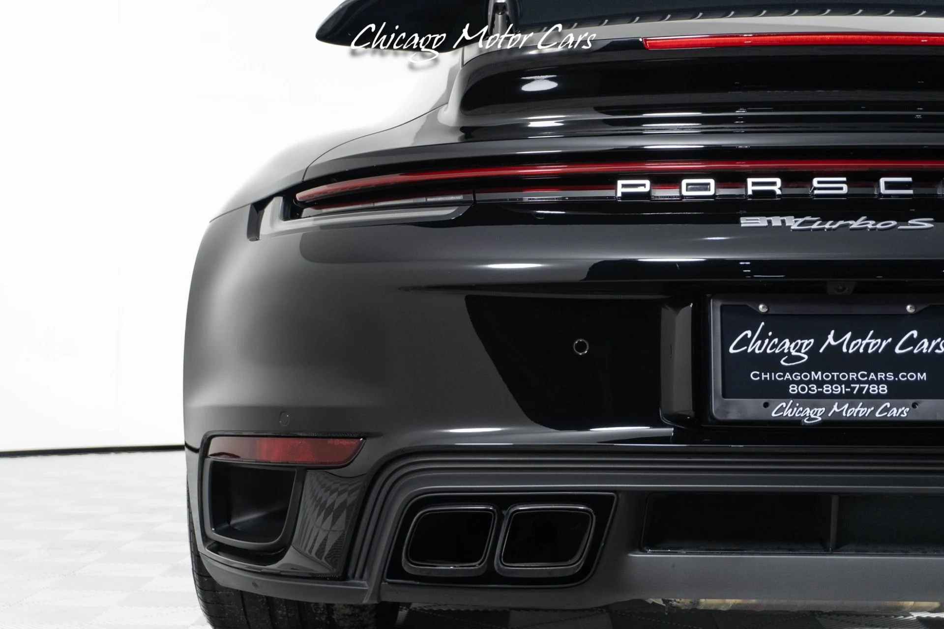 mph015_586904593_11976_p16_l_621bc90112