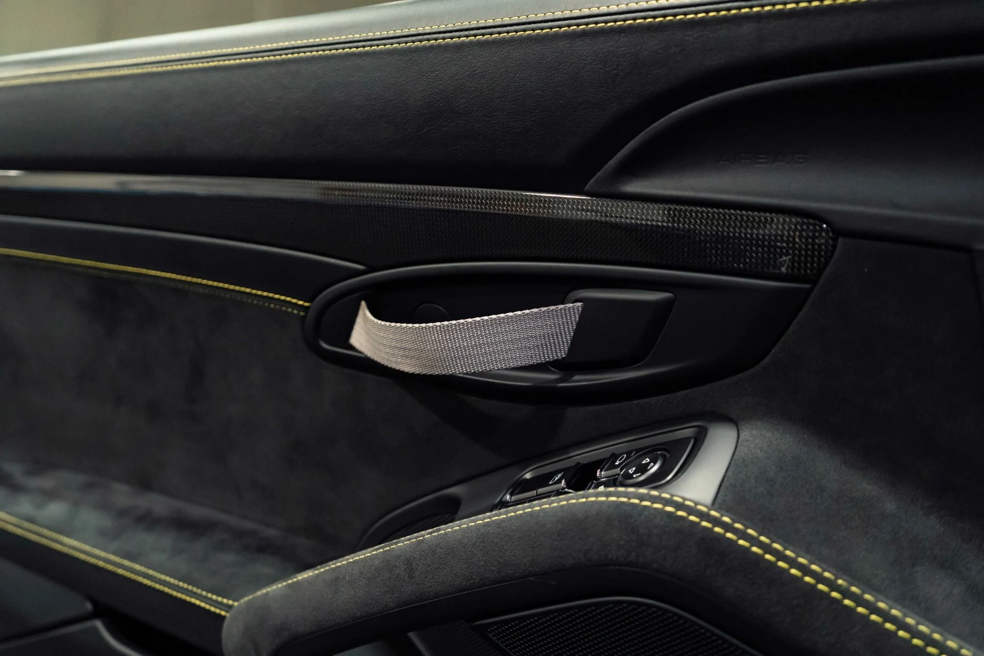 mph015_58999677_Used_2016_Porsche_911_GT_3_RS_1772644553_d90b197539