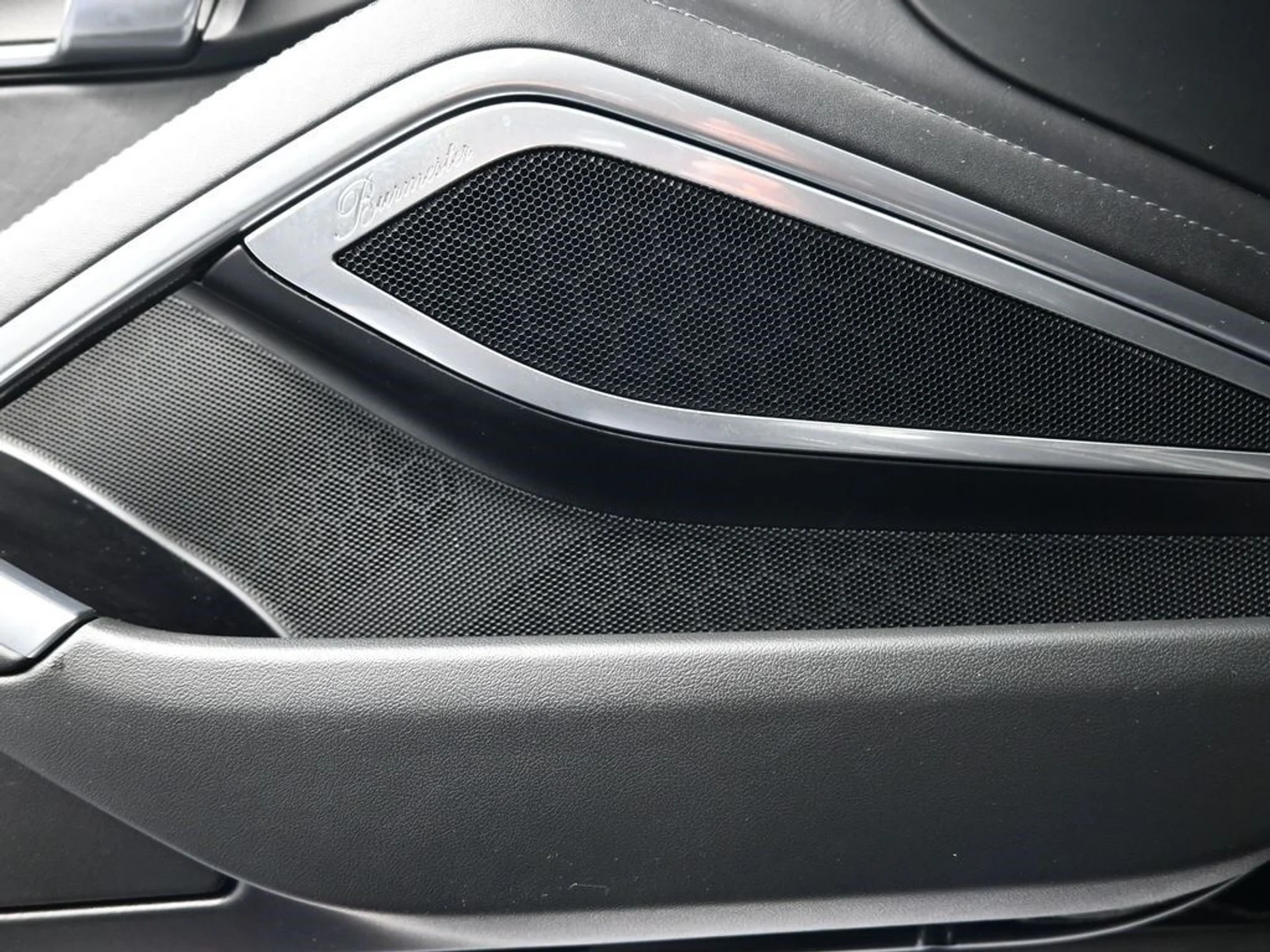 mph015_590538437_80f209e6a49bf292e29f94c54f380e01x_ad8a6550e9