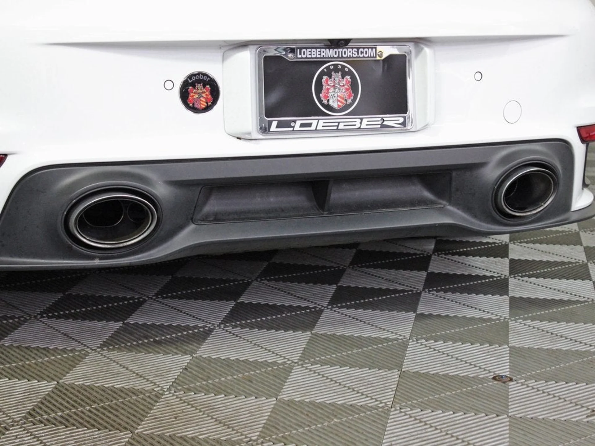 mph015_591998413_16_d6c0e37502