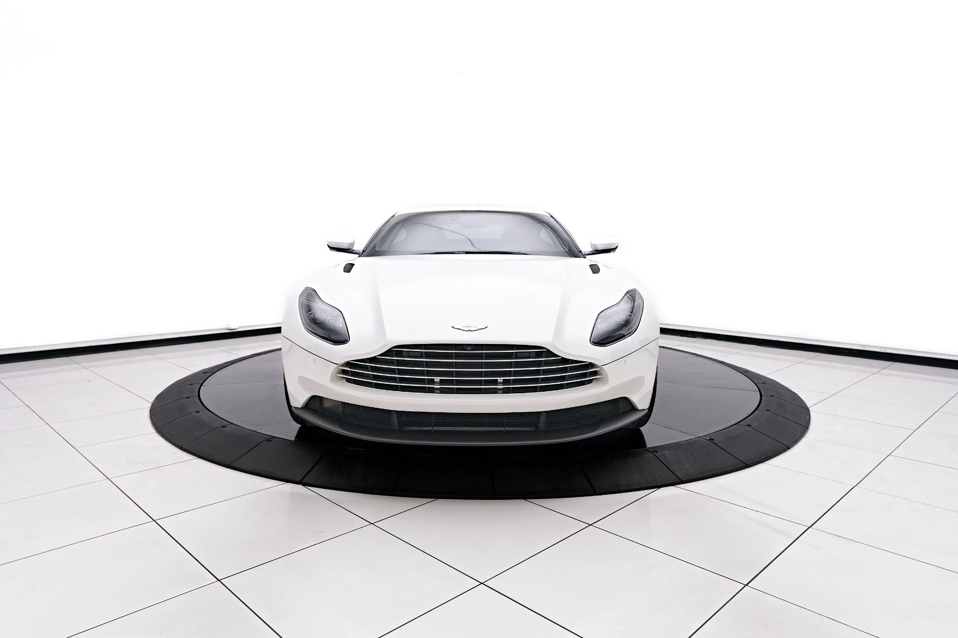 mph015_596568535_Used_2019_Aston_Martin_DB_11_Base_1758851289_62e93584c6