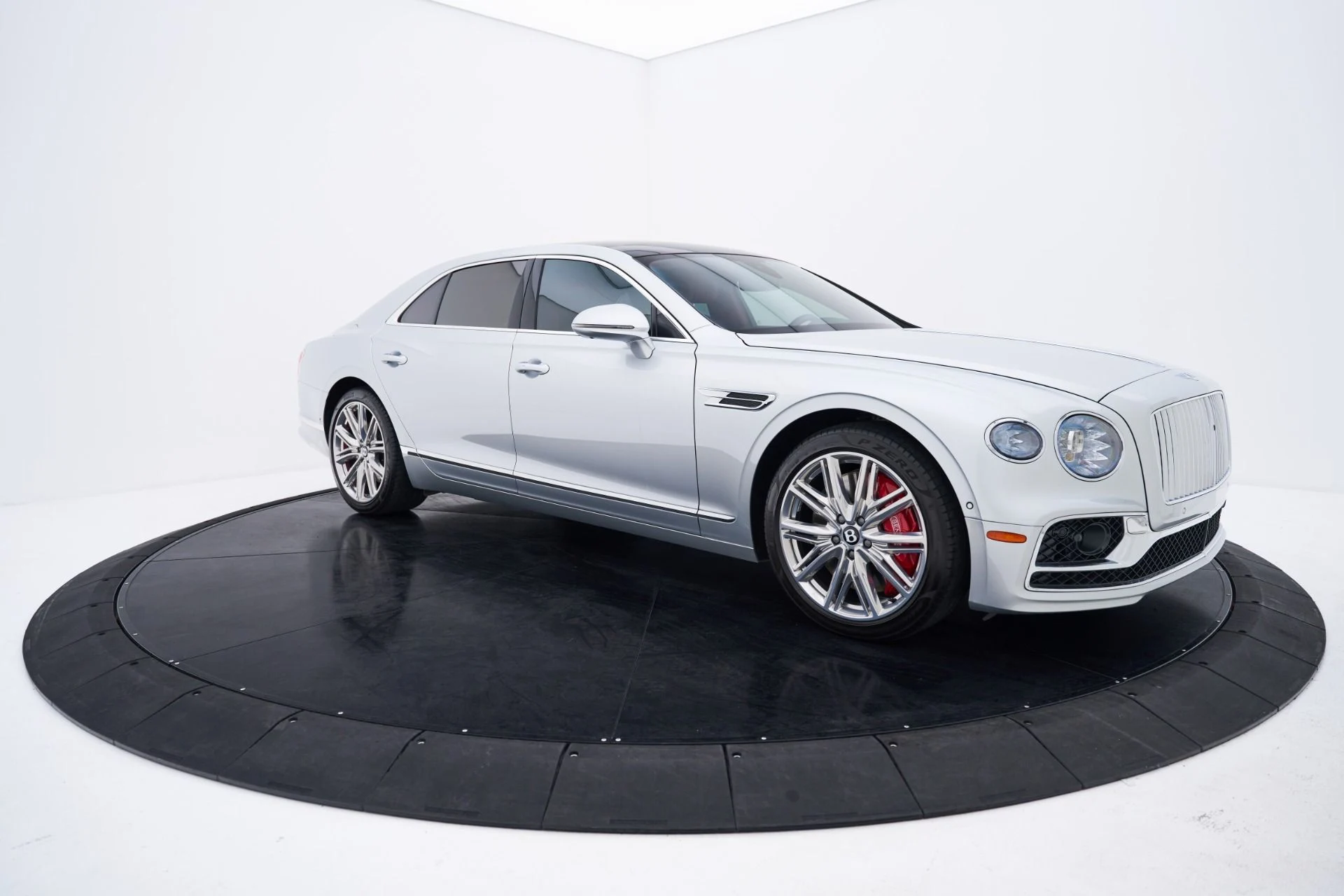 mph015_599702399_Used_2022_Bentley_Flying_Spur_V8_1793211971_0a5a78825b