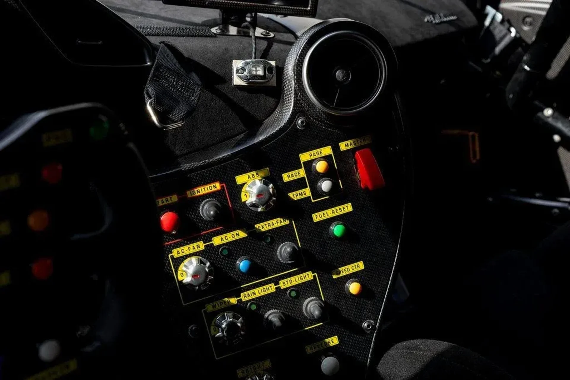 mph015_608090979_488a67997339d316394fea198142d580_6b74f5b182