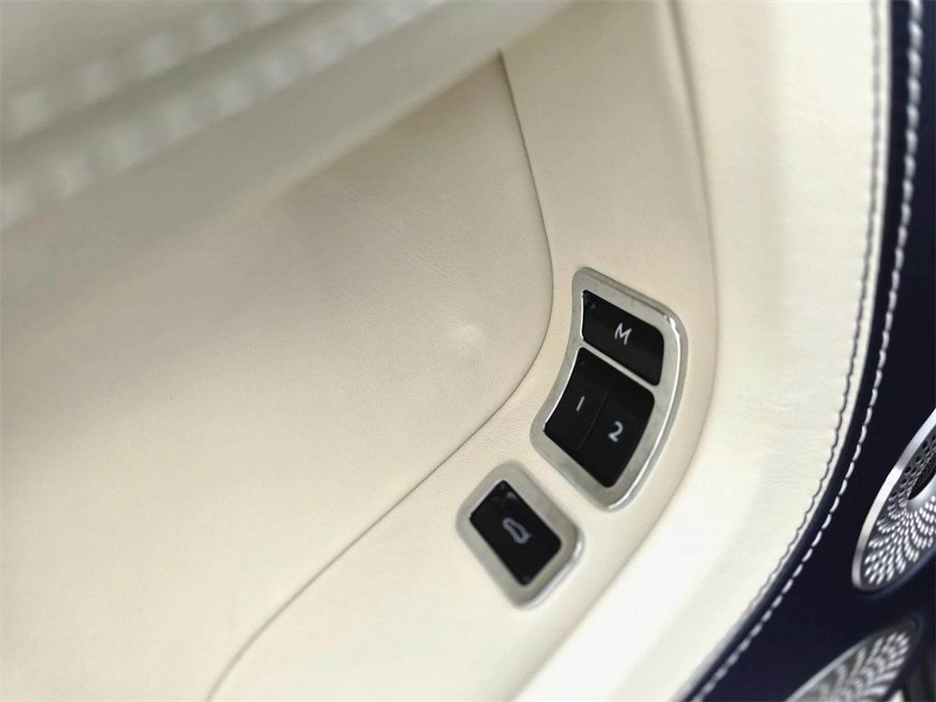 mph015_612623358_9b740d9cfd78325059719420725665c6_3d45b962fb