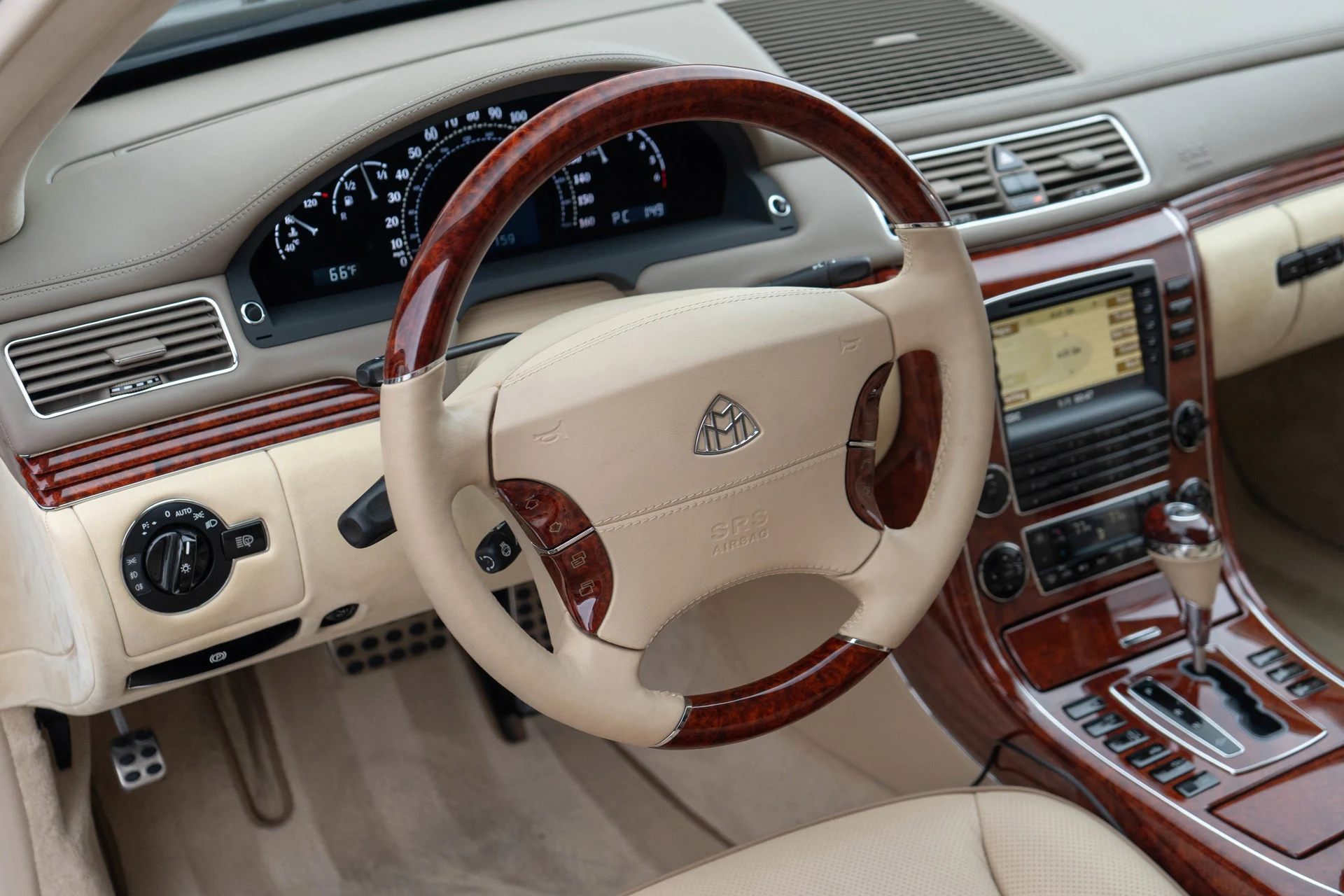 mph015_616504937_16_0a5f7ab4d2