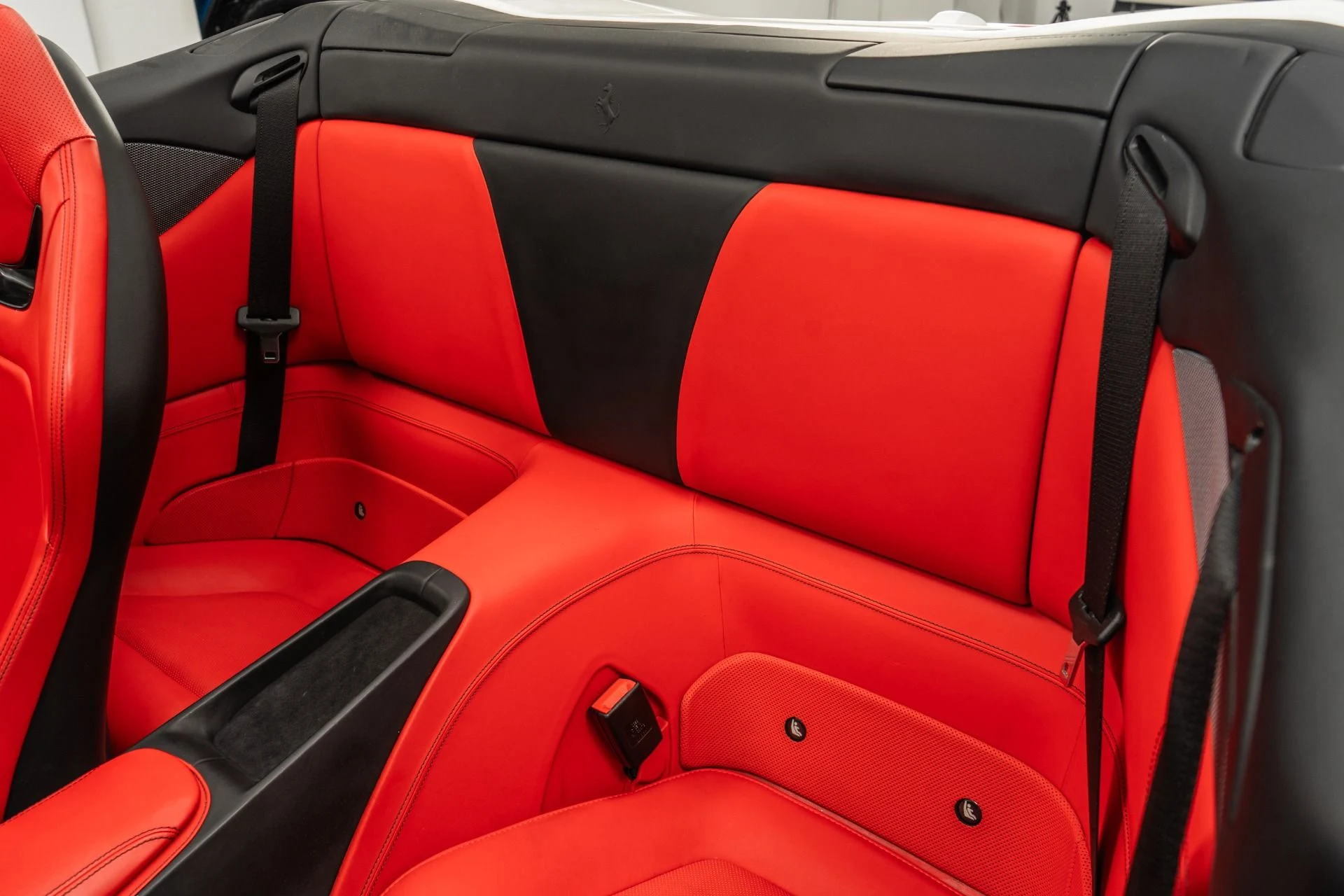 mph015_620882089_Used_2020_Ferrari_Portofino_1759327354_452bfcbb20