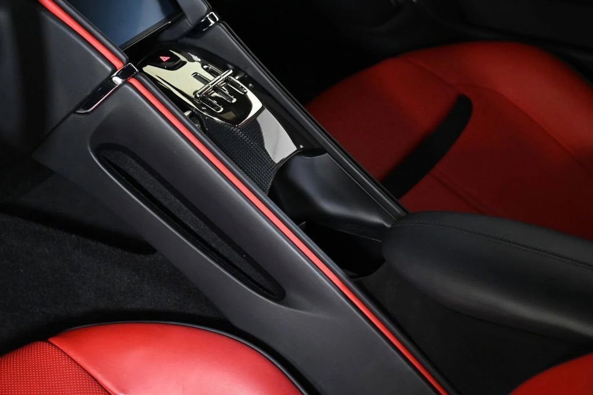 mph015_624931614_f1dbe65ff3c84ec585867829c85a41e5_16ec5ecceb