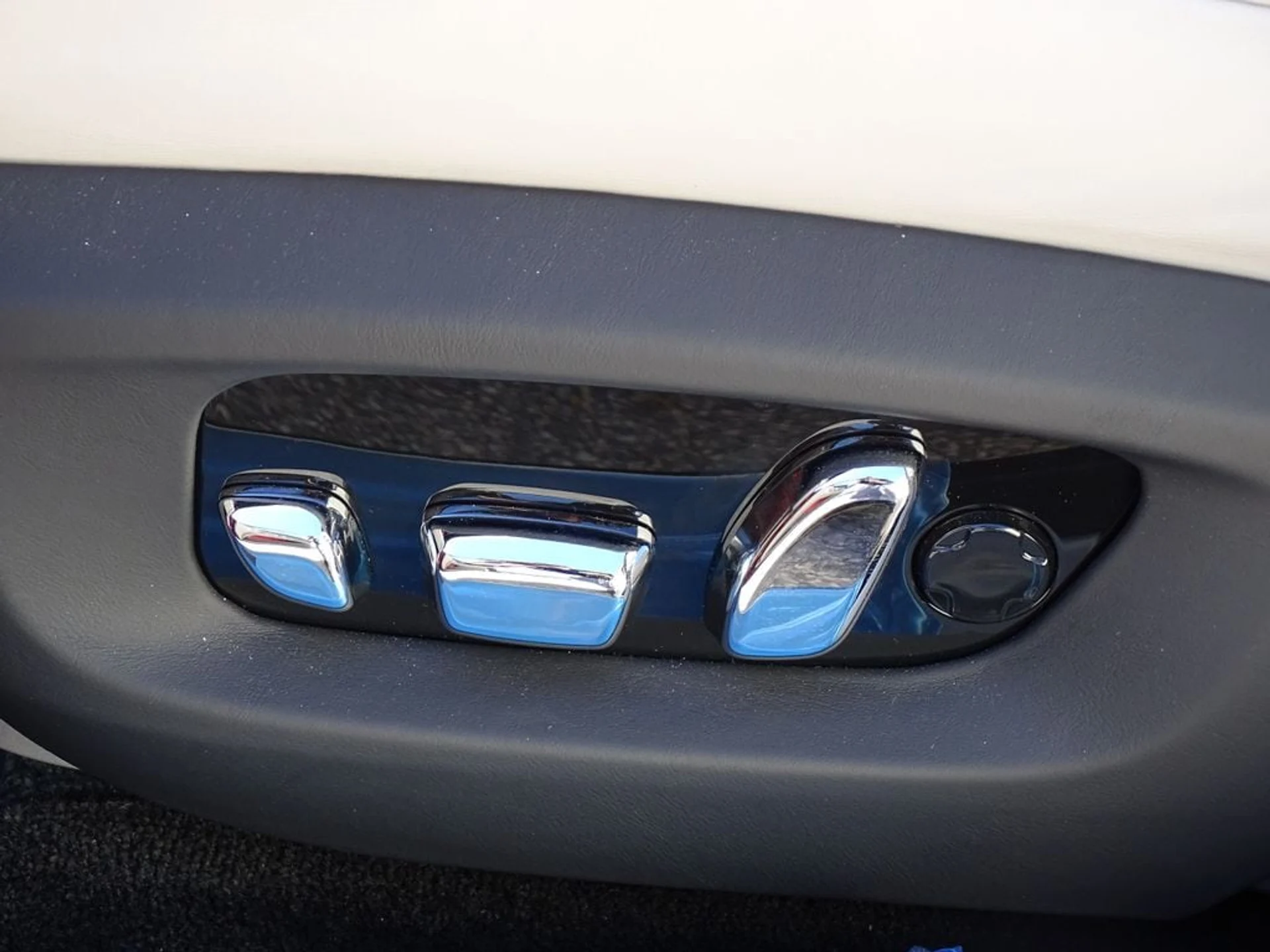 mph015_626095506_48ff0100c24d5ef90e3f5dad281928cbx_728ec4116c