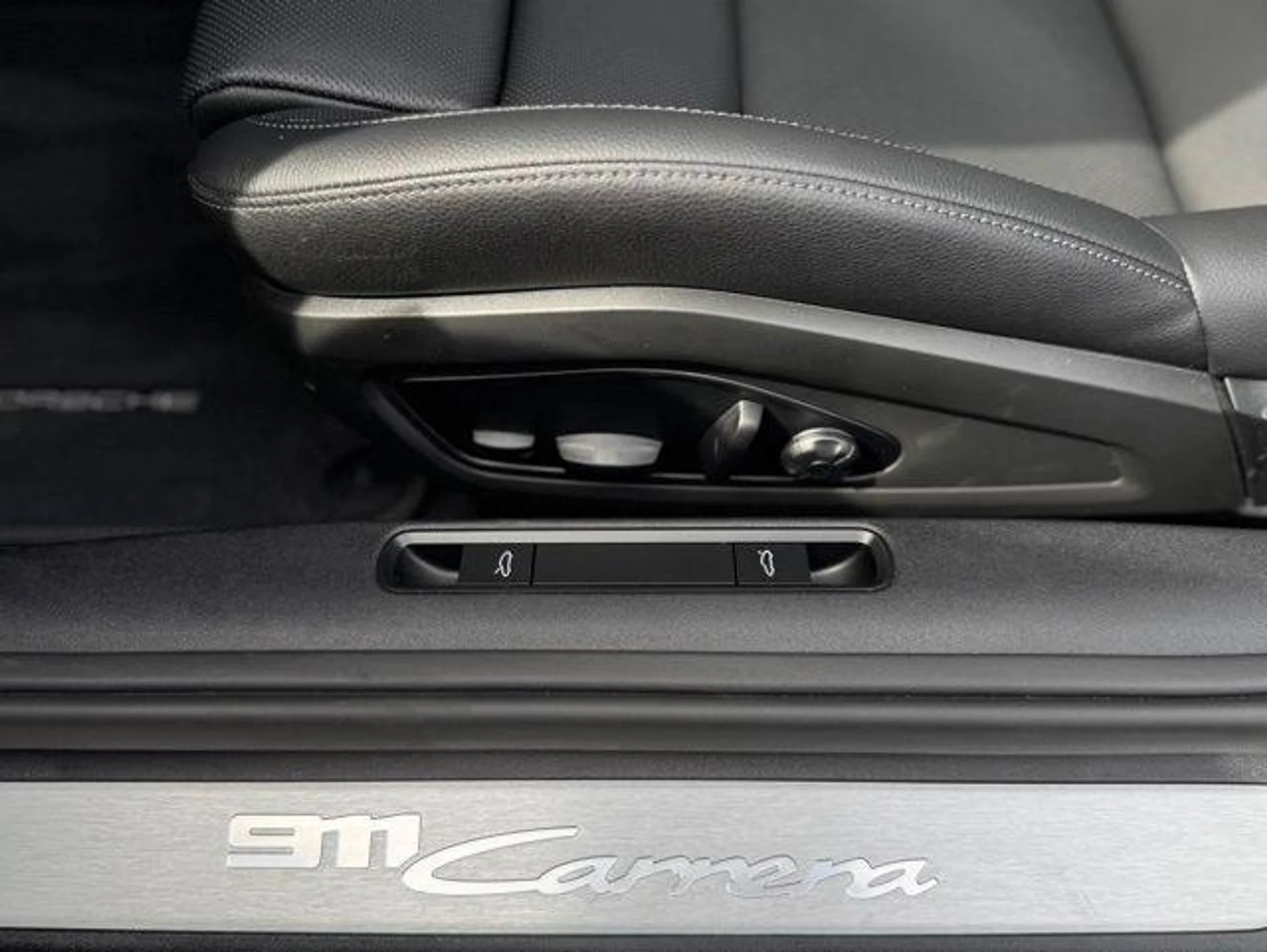 mph015_628719124_Fdhr_D9_Ov_S_Ux_Z_zl_W8_R_Zym1_Fll_Io_b2550b3eda