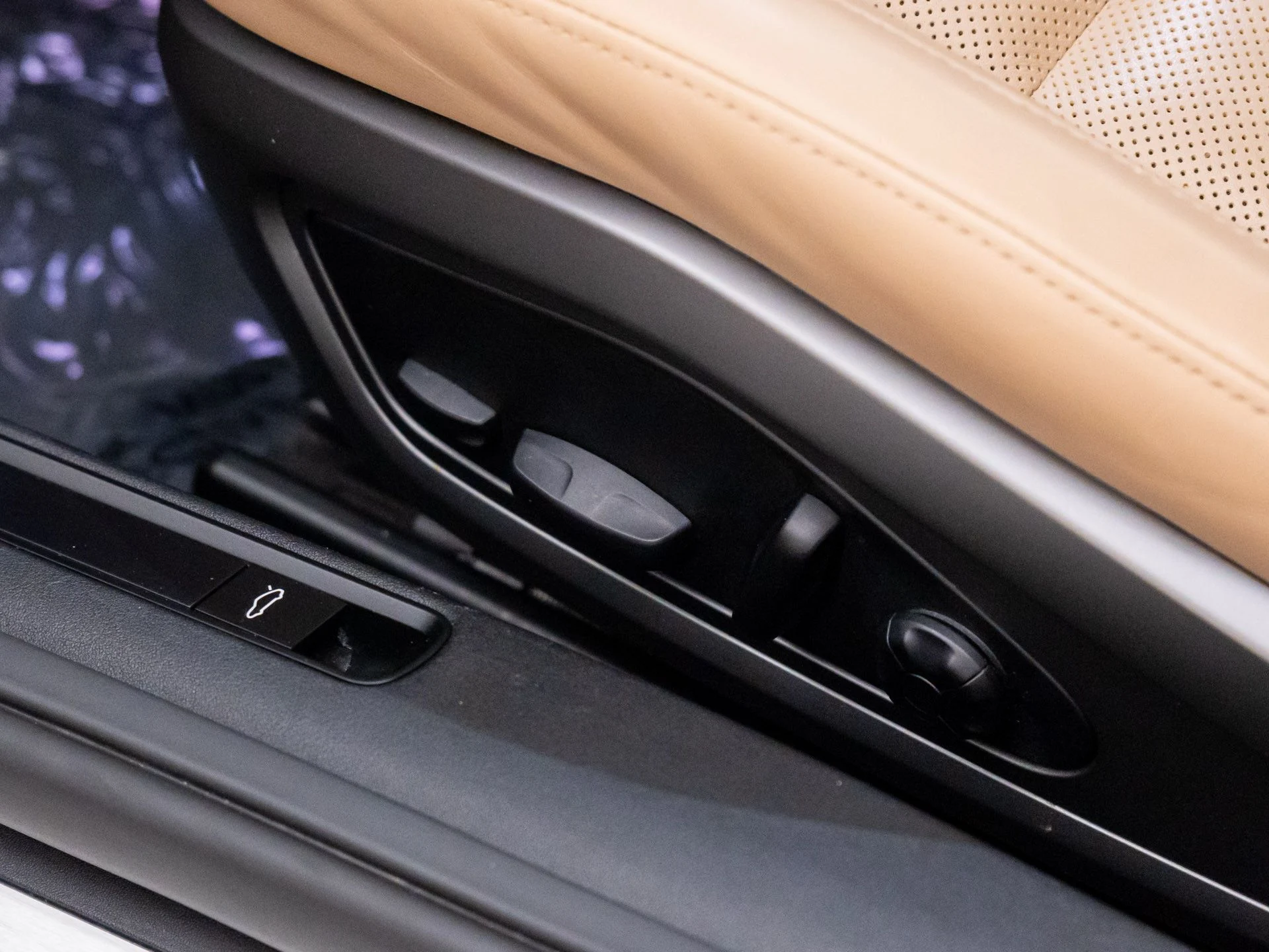 mph015_629671708_870dccd71d08579aa15031dc1a1567d0x_8f984e0074