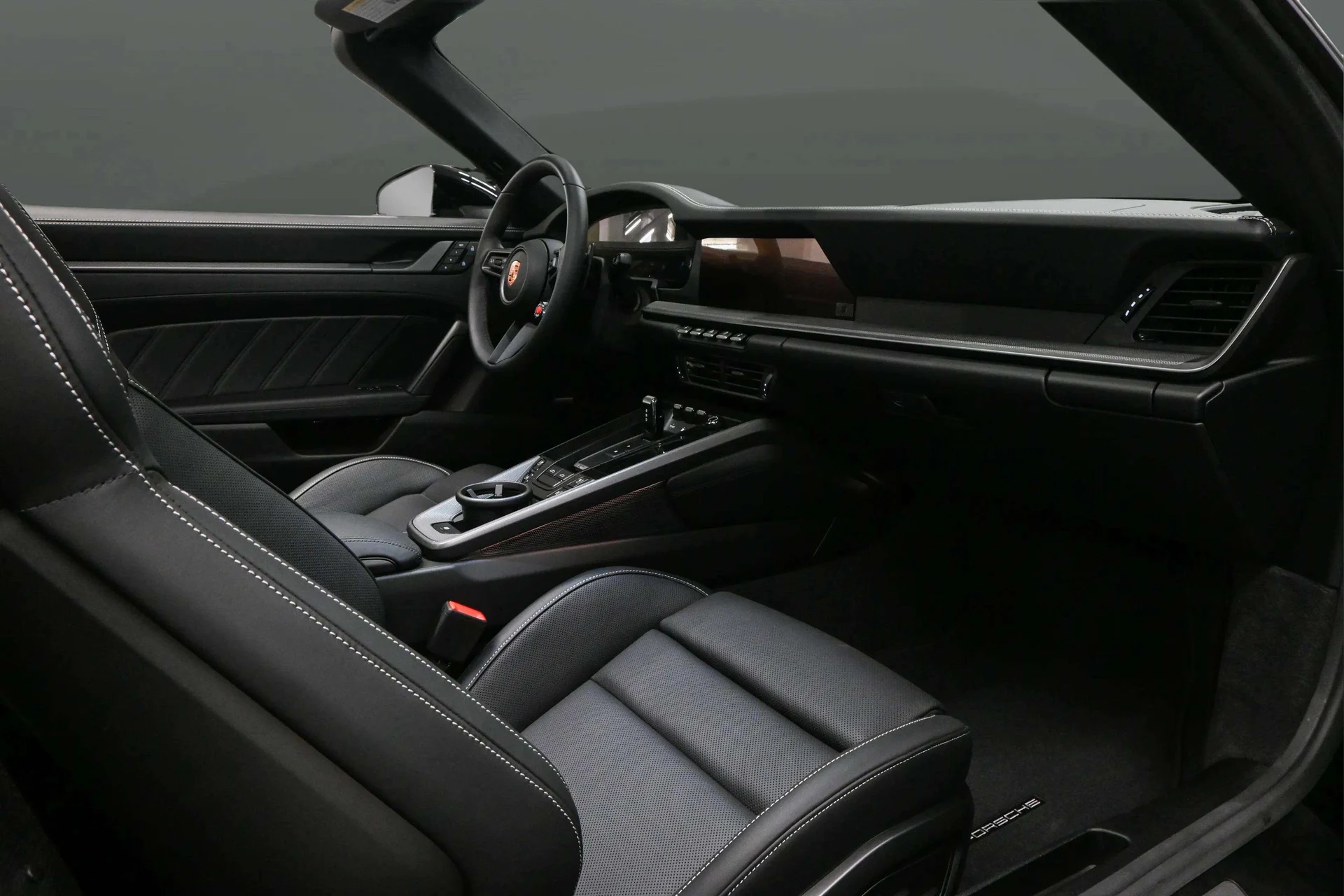 mph015_63077906_92f951e0_c953_4856_9f32_45d65aa03a31_016da2e137