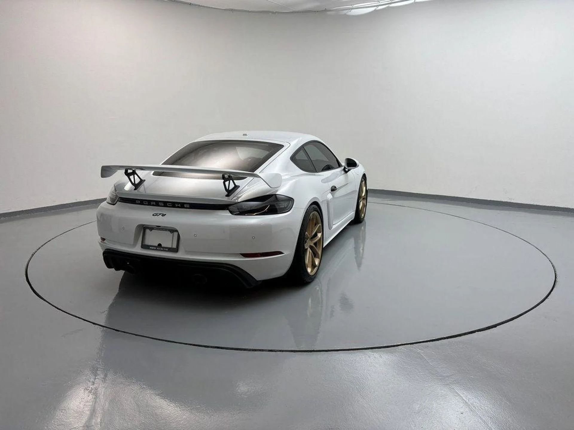 mph015_63384501_T2_IAO_8_Ozs0dvyam_Ak_NG_Vq1_J_Txb_E_08c25de42c