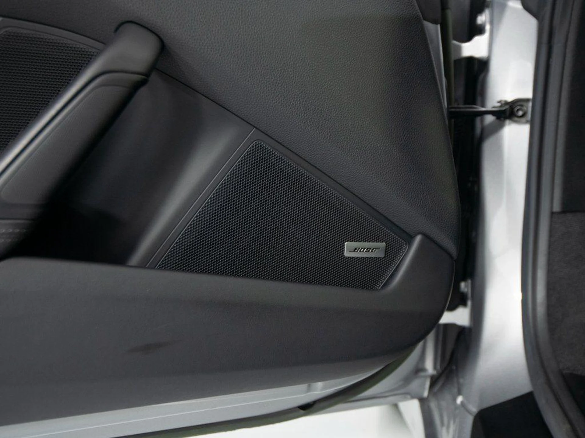 mph015_634380612_p_Ab14_KMXQ_Ti_S_Yt_Of9o_Ai_Rip_R0e_Q_e4909d54e4