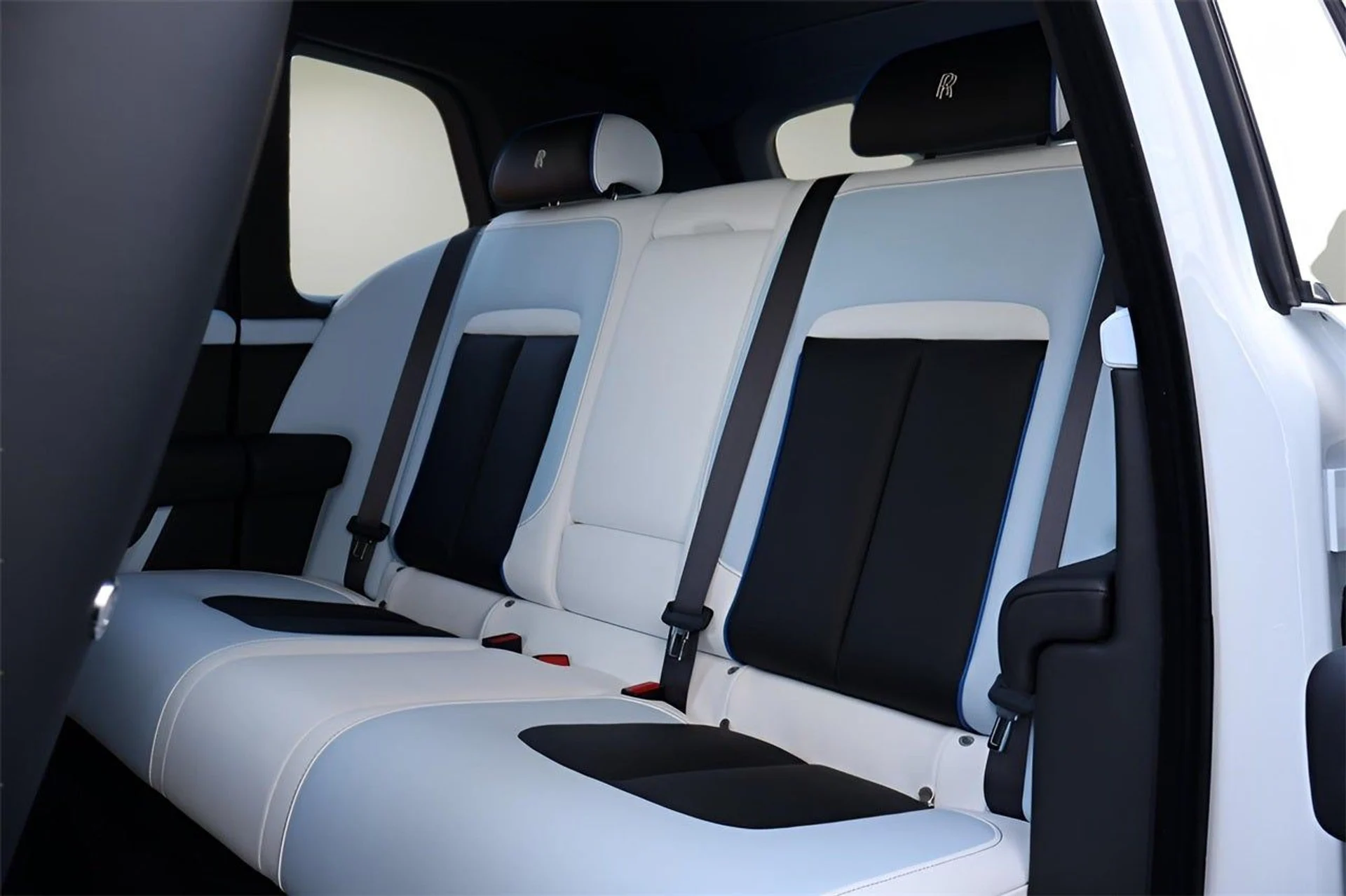 mph015_641088720_16_f82c99466b