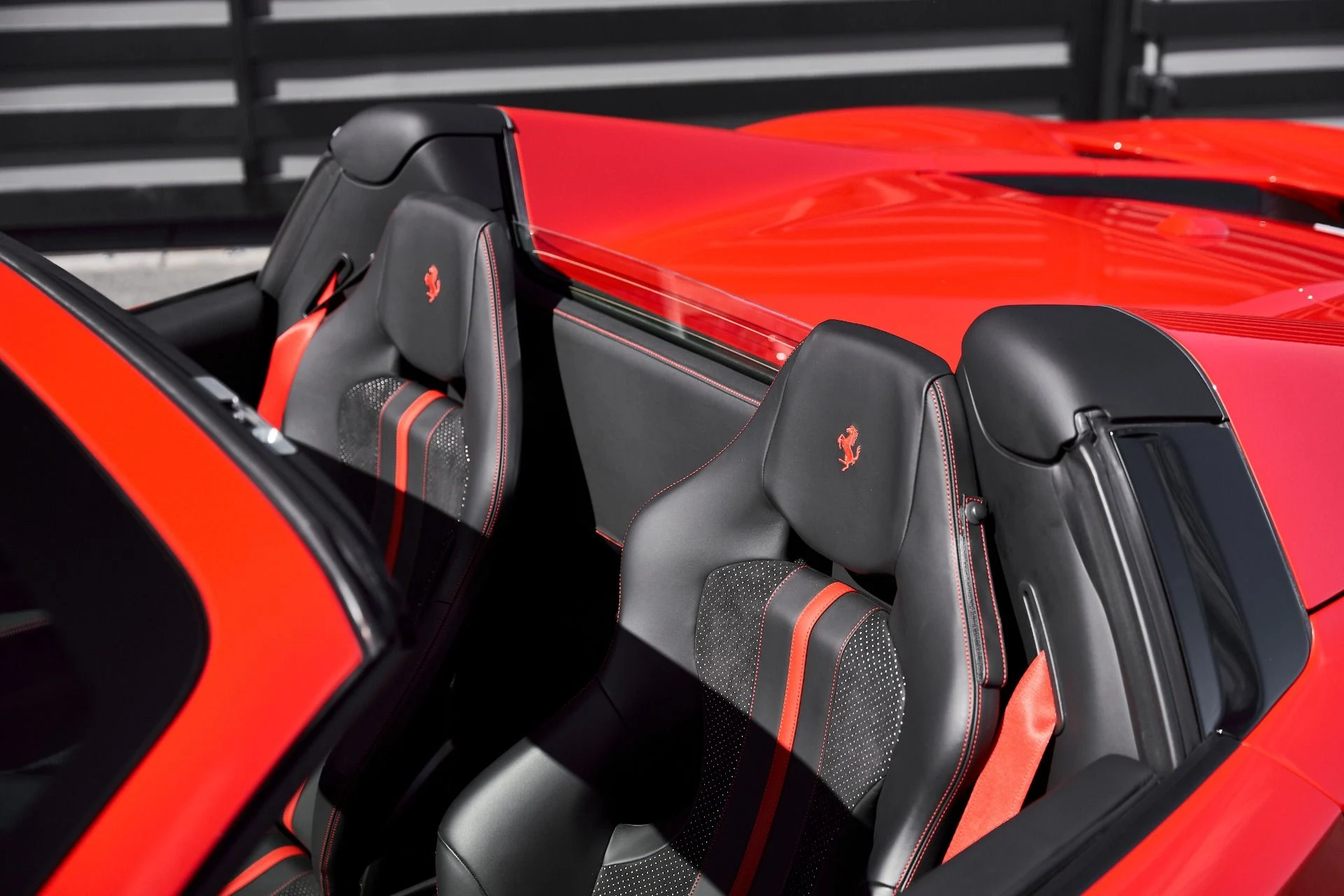 mph015_642238107_Used_2022_Ferrari_F8_Spider_Base_1772506567_b6a46d01ba