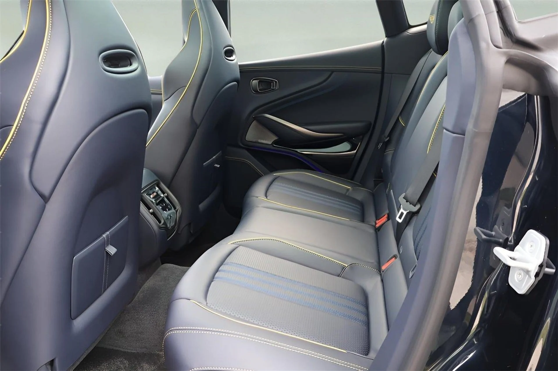 mph015_643820641_16_7398da1fd4