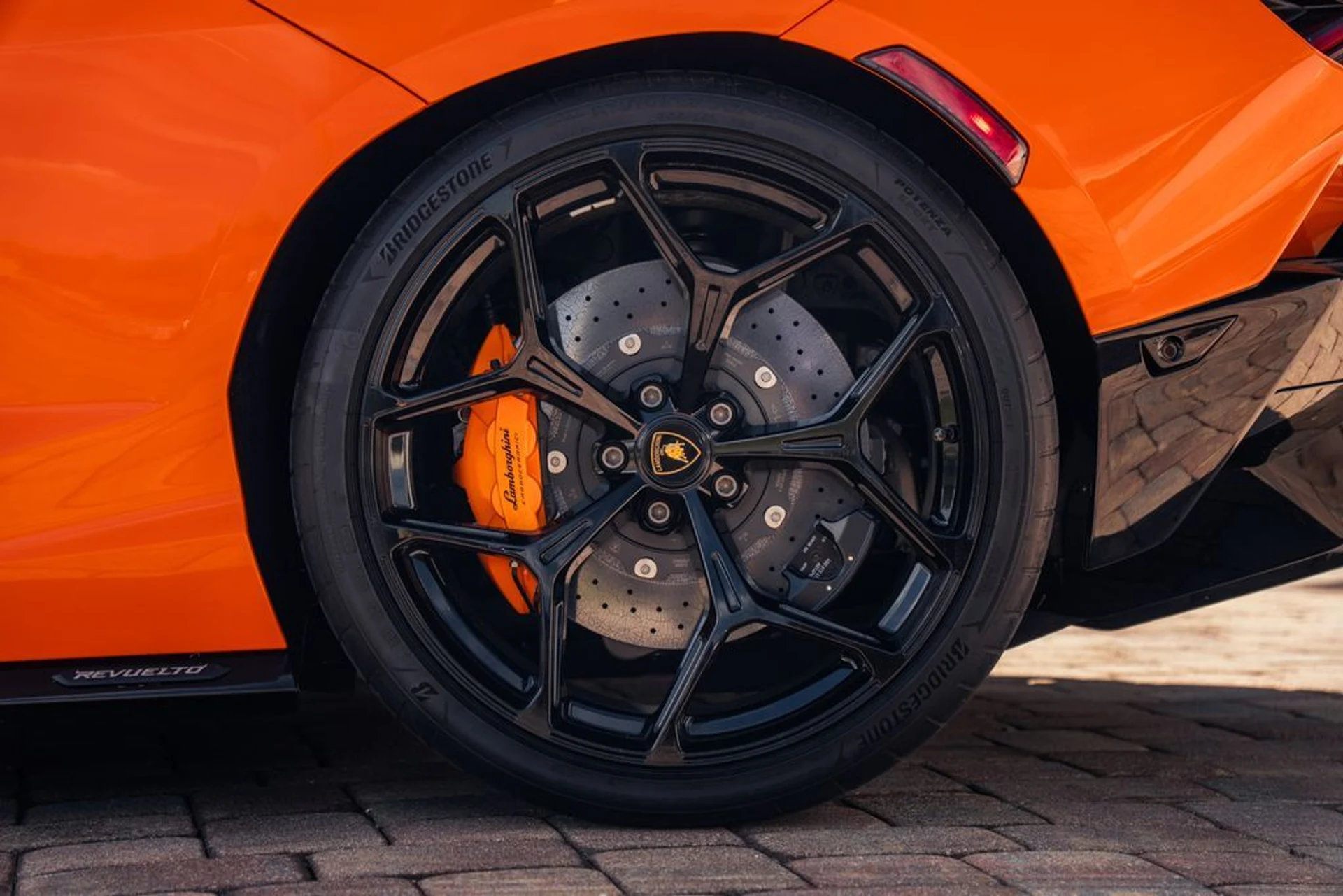 mph015_644872442_b6742b17bf9262432b7ebafa422d6d4cx_40f4ea81c9