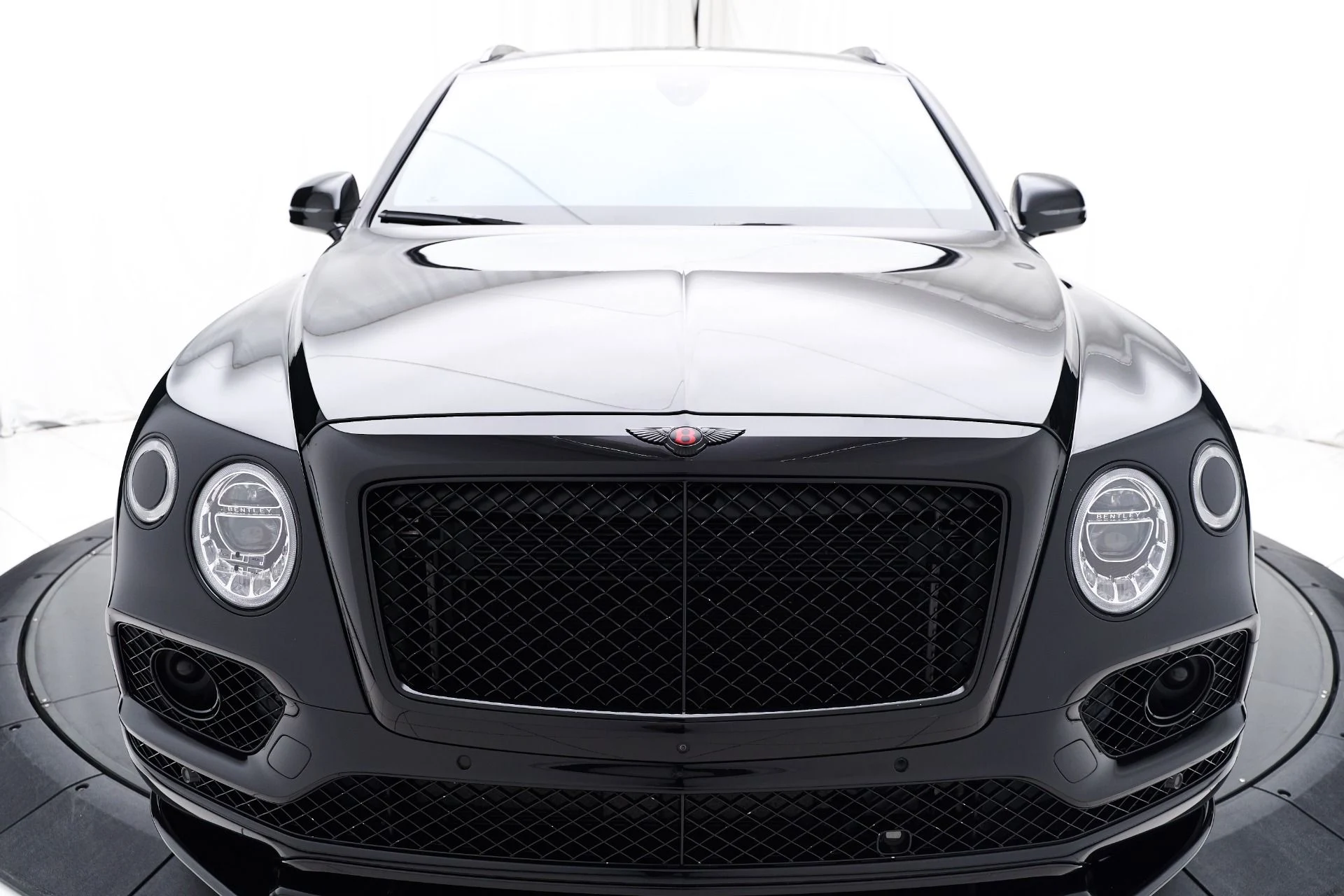 mph015_649669276_Used_2017_Bentley_Bentayga_W12_1648839996_5fa640b8dd