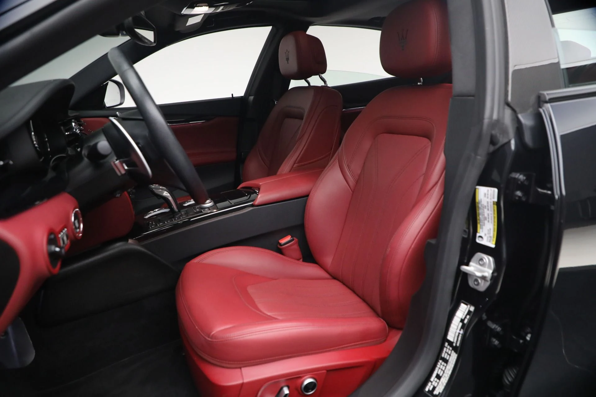 mph015_652577410_Used_2022_Maserati_Quattroporte_Modena_Q4_1776360764_fd11c65cac