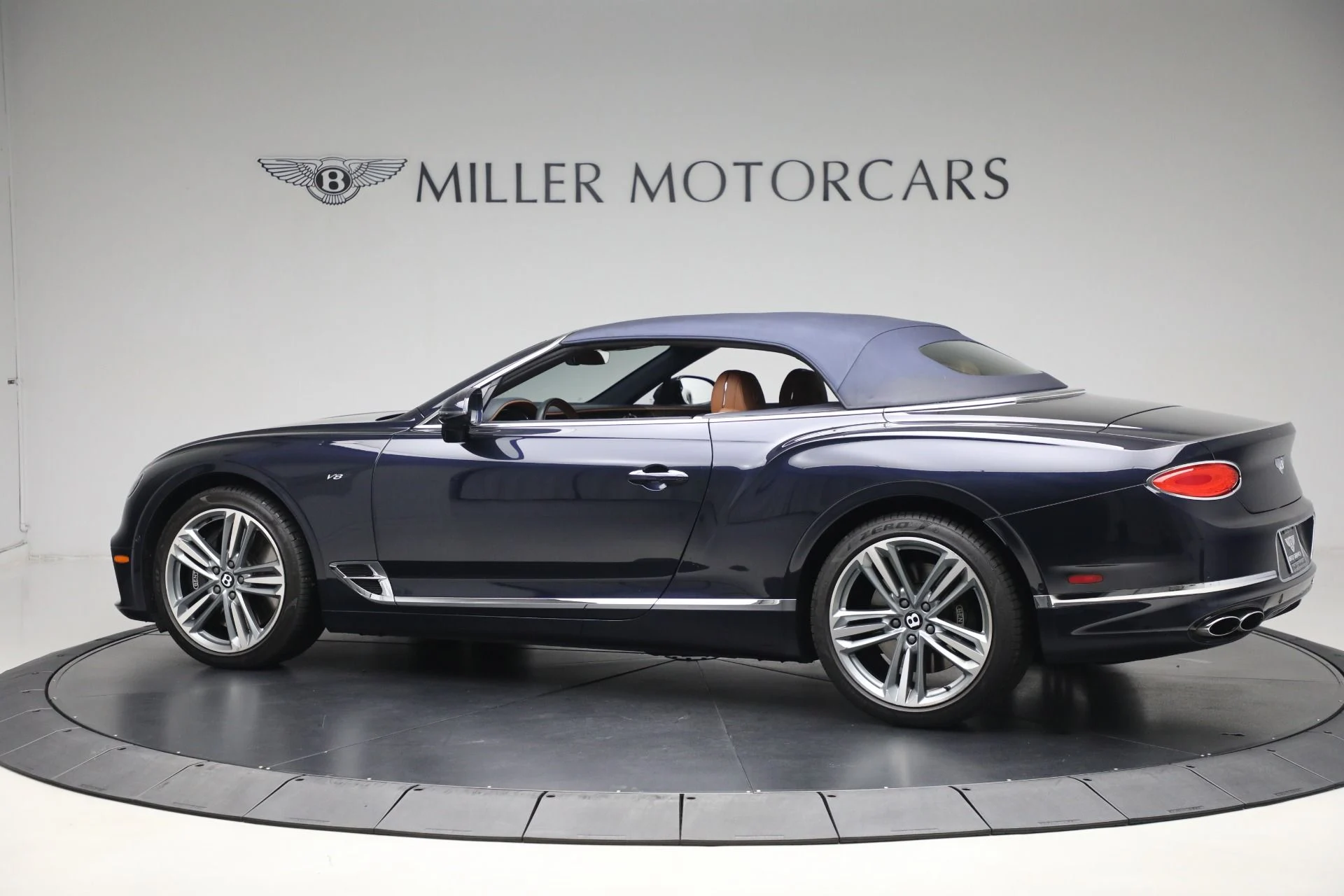 mph015_653440287_Used_2021_Bentley_Continental_GTC_V8_0691903df1
