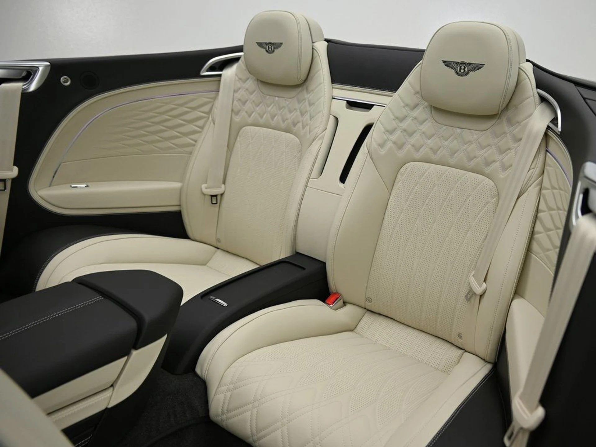 mph015_655033059_b14936c41b161b6ae4af07b2fc6c4553_b68034e27c