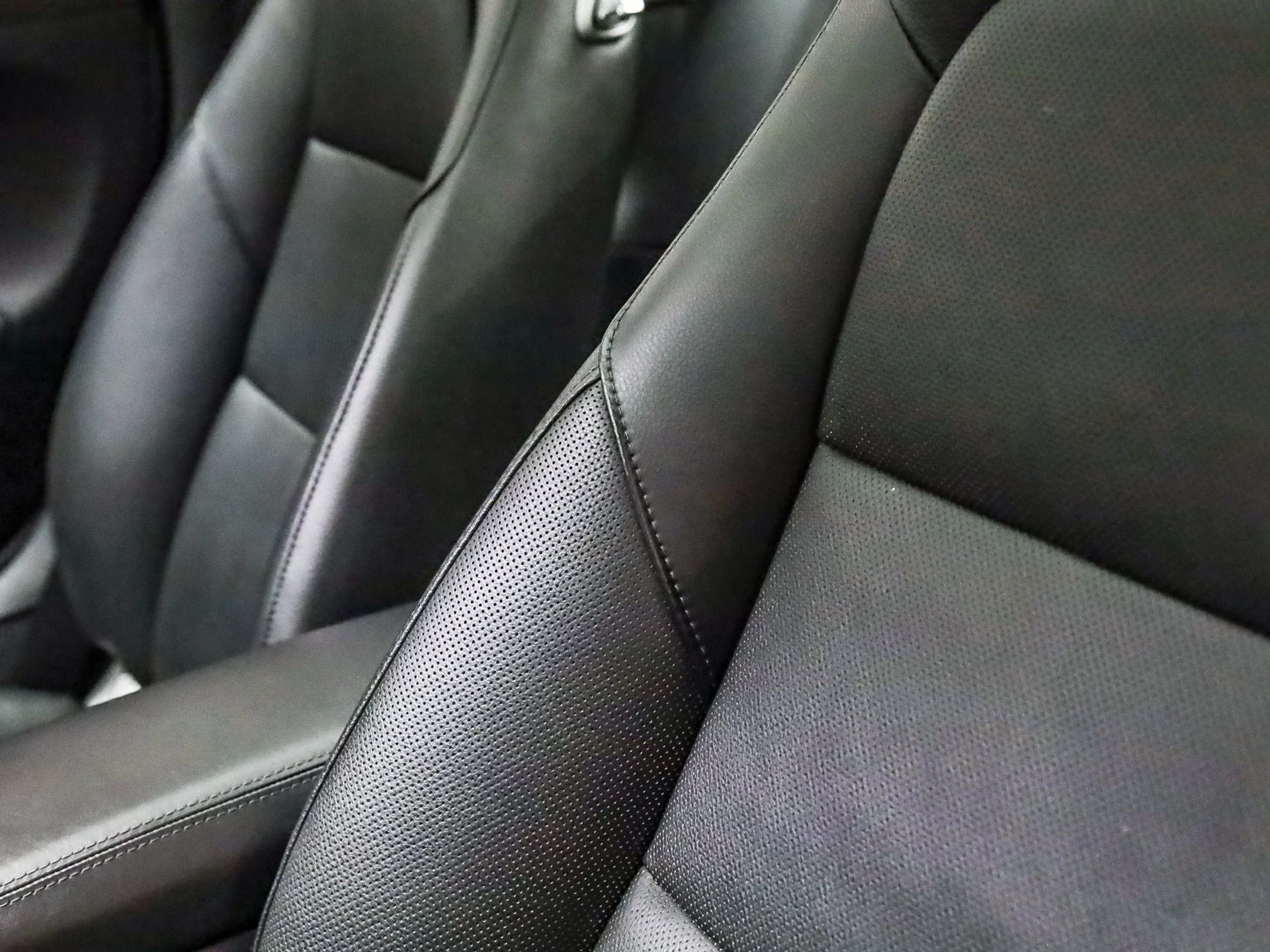 mph015_666106074_7f80bb4d4d04e005c956890985ddaa7dx_e1980ccb12