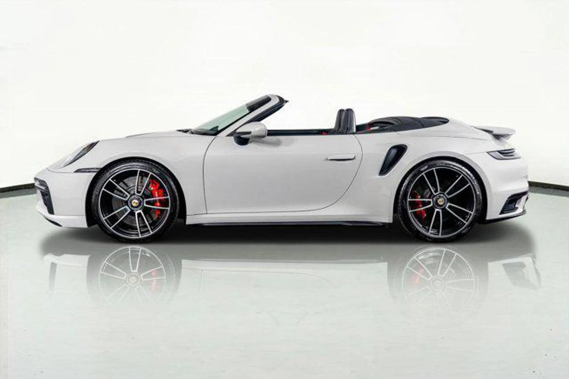 mph015_668144464_P_Vl_XIVM_7_JN_8_Do_Hw_Hpe_TPEWX_g18_8b9ff841b8