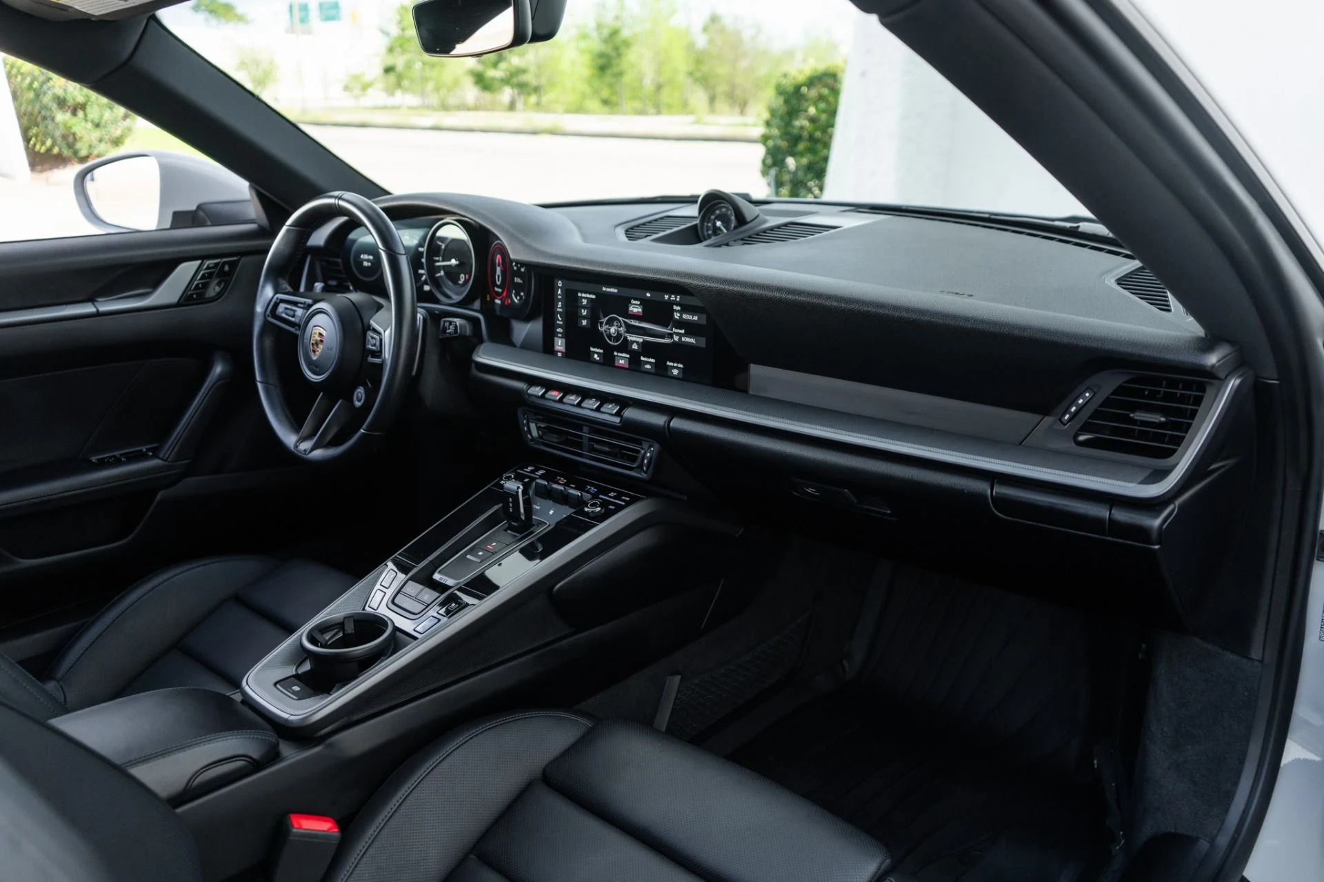 mph015_669227799_Used_2021_Porsche_911_Carrera_1774908148_8d45636f32