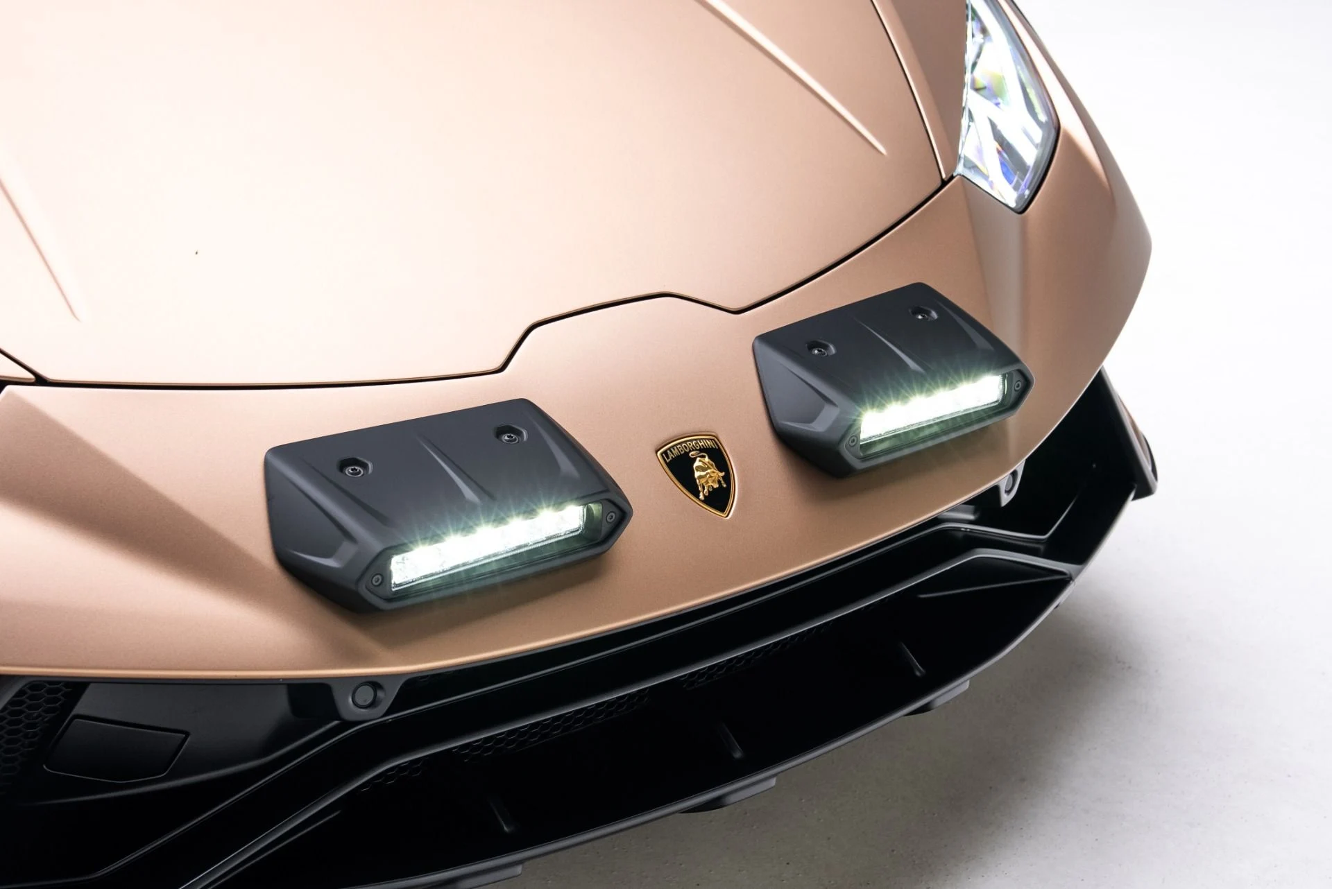 mph015_671230392_Used_2024_Lamborghini_Huracan_Sterrato_1774458866_a9cfb1e548