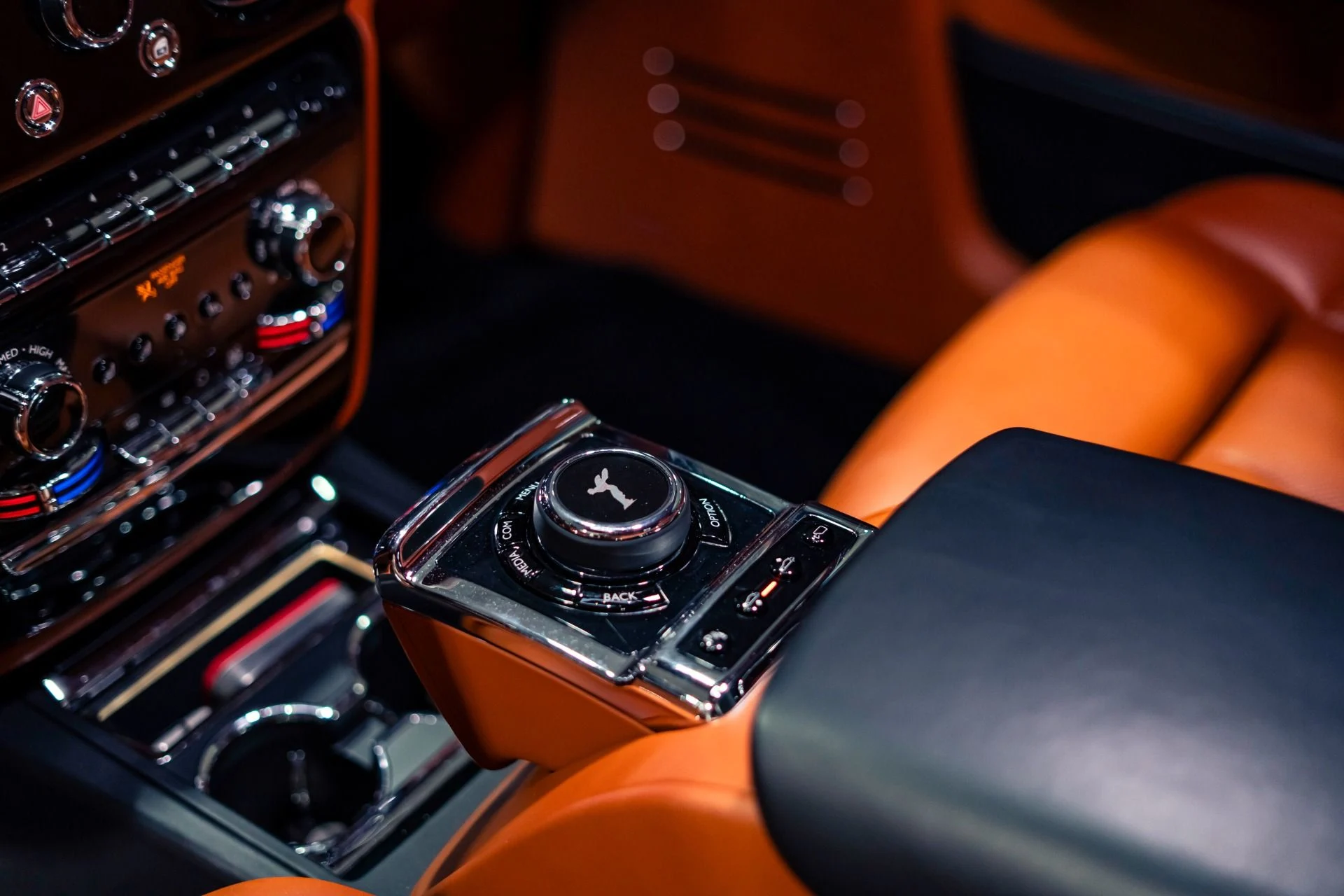 mph015_671822955_Used_2018_Rolls_Royce_Phantom_Mansory_Edition_1780351839_dbd271571b