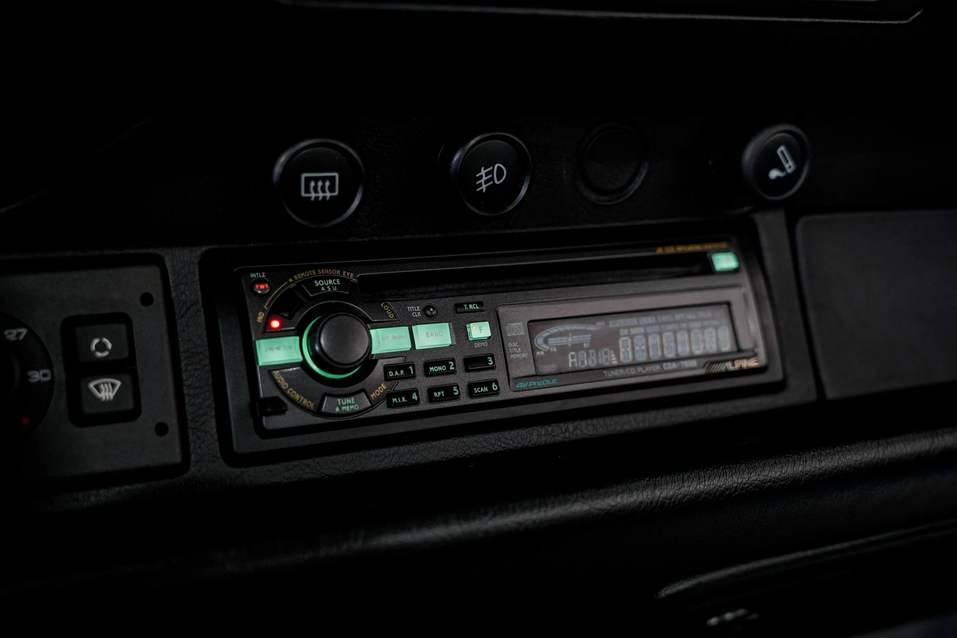 mph015_673556382_fd46106f68866726c41118c3f0e4485cx_56aa773942