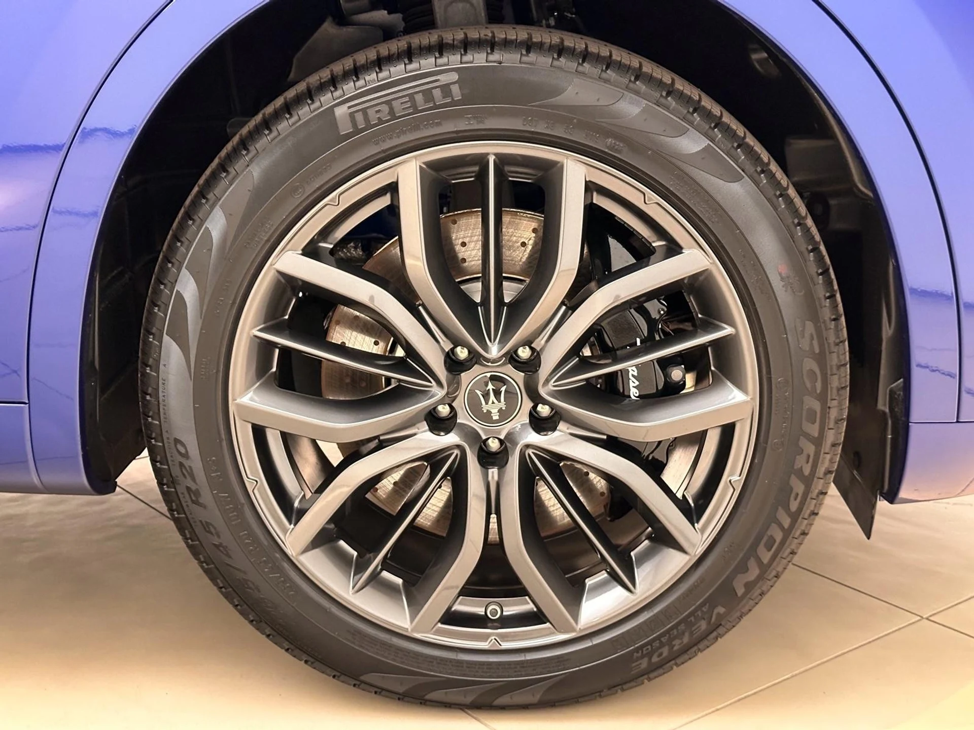 mph015_67384179_New_2024_Maserati_Levante_GT_1753160750_9a82aff64b