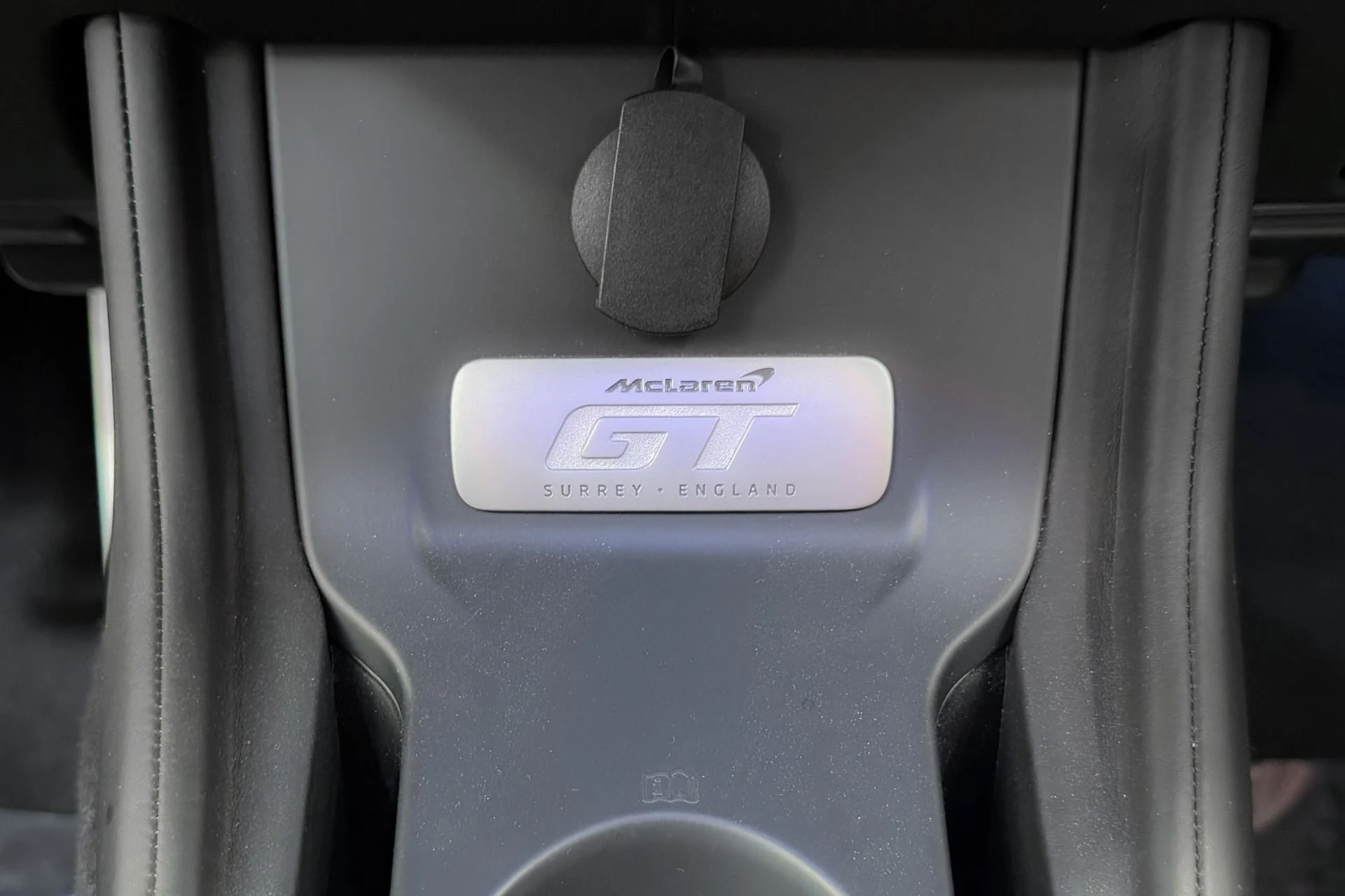 mph015_674082628_Used_2021_Mc_Laren_GT_Leather_and_Alcantara_Interior_Bowers_and_Wilkins_Audio_1785172366_d2e645225b