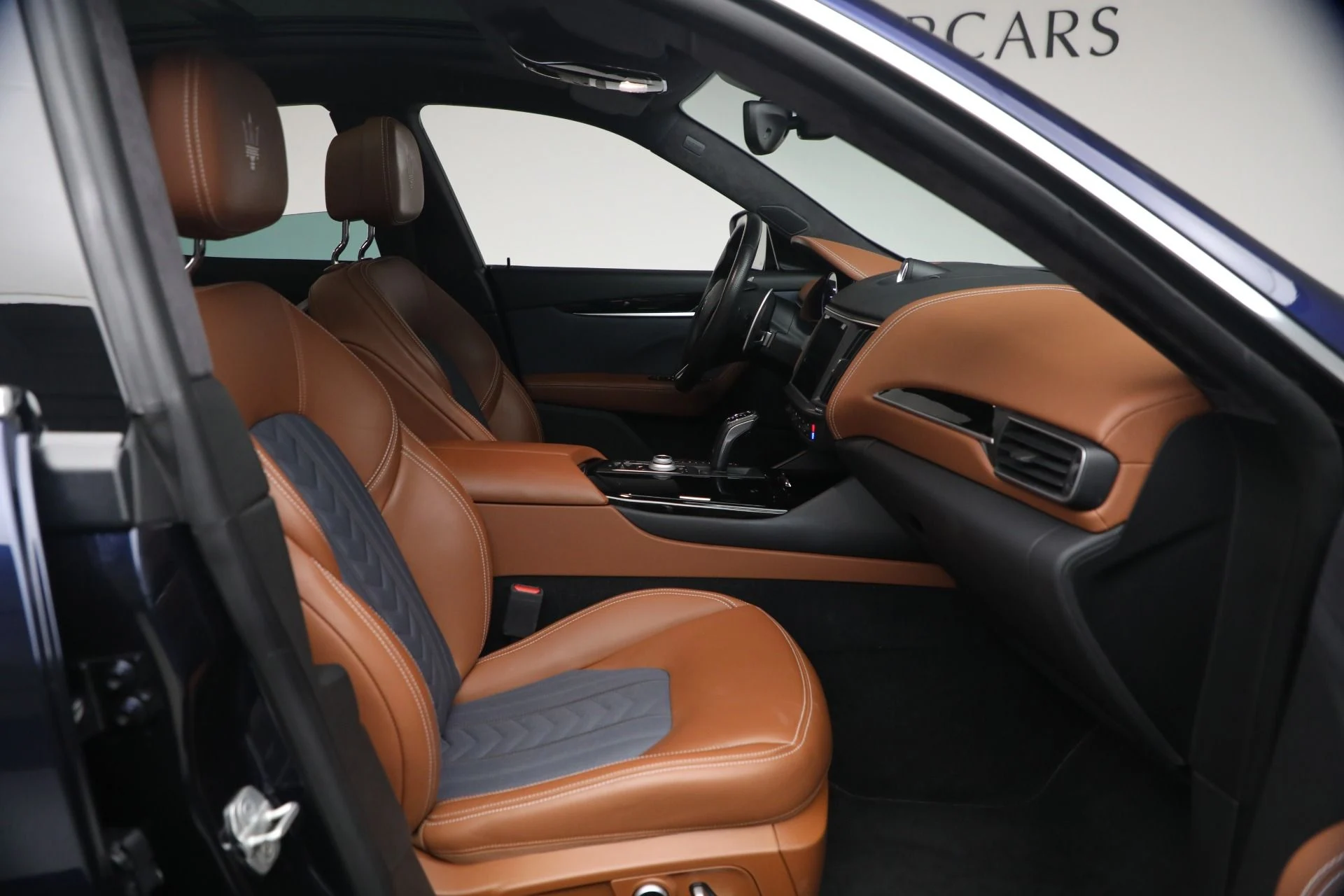 mph015_683555842_Used_2023_Maserati_Levante_GT_1772816044_cfeea7d005