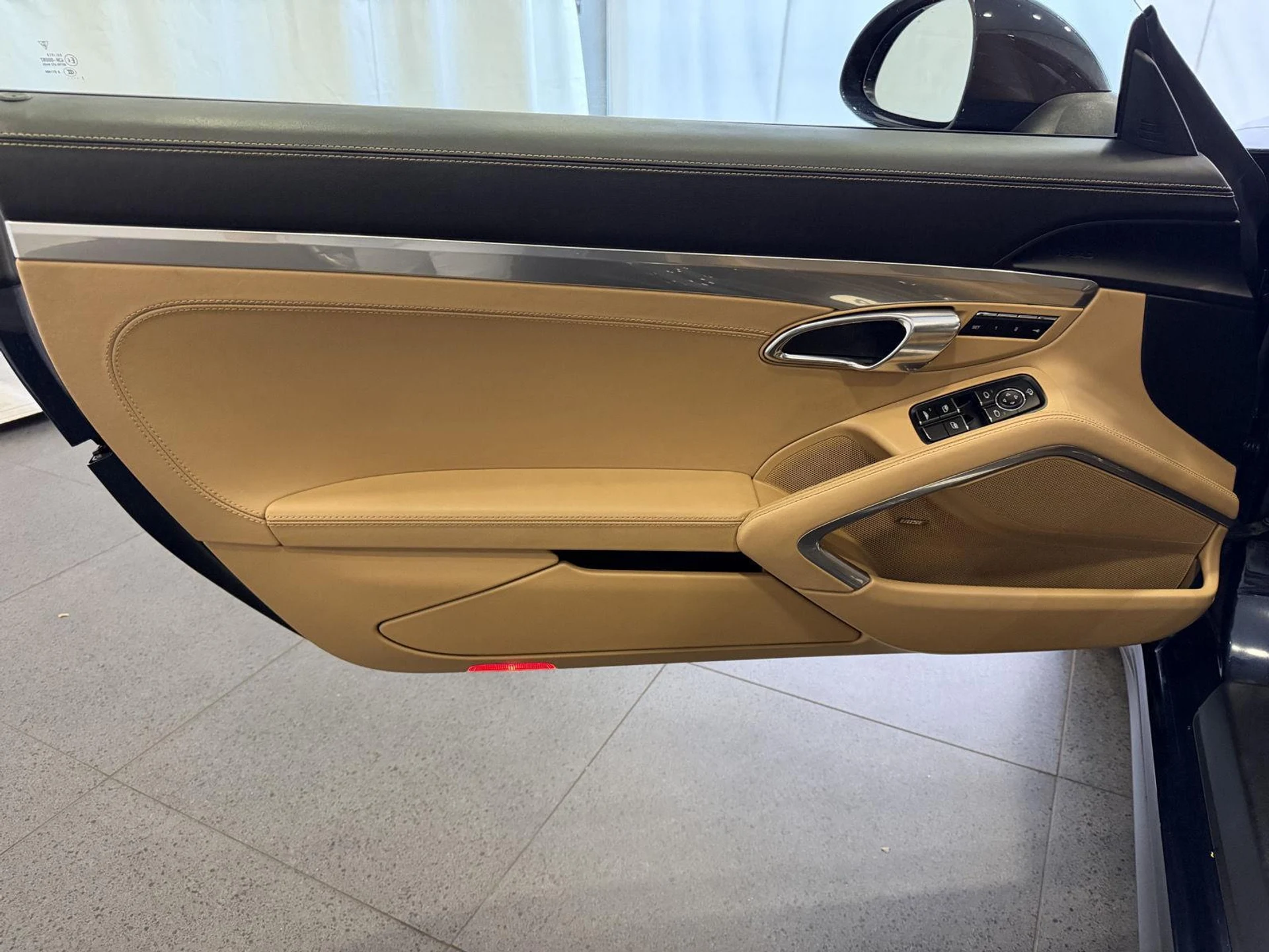 mph015_684975274_2324b90682121b4a990bf9c687aa2cafx_3bce0b3bc0