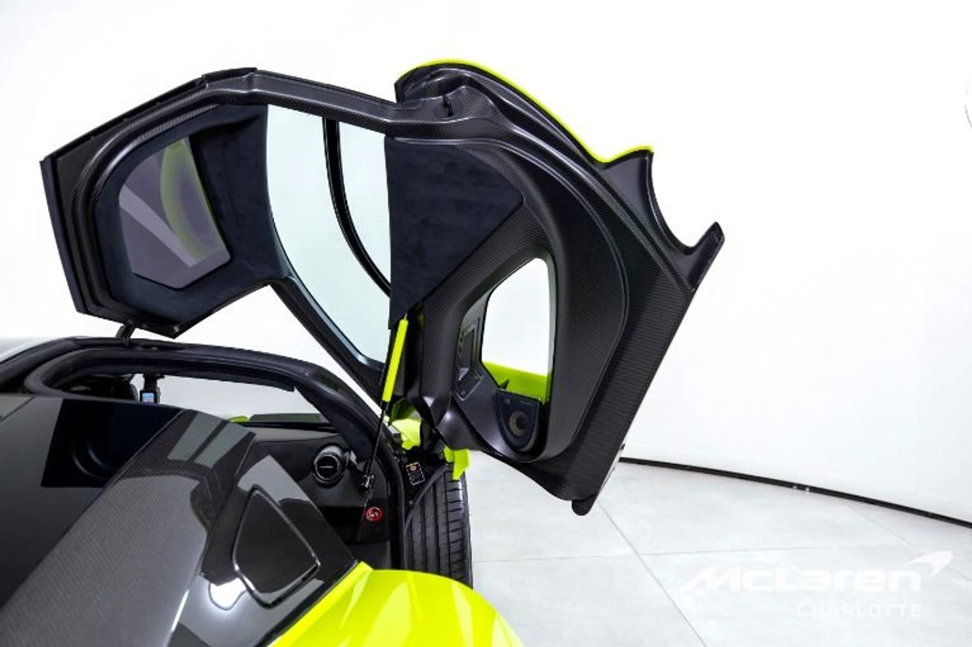 mph015_685746181_Used_2019_Mc_Laren_Senna_9ee5e0d196