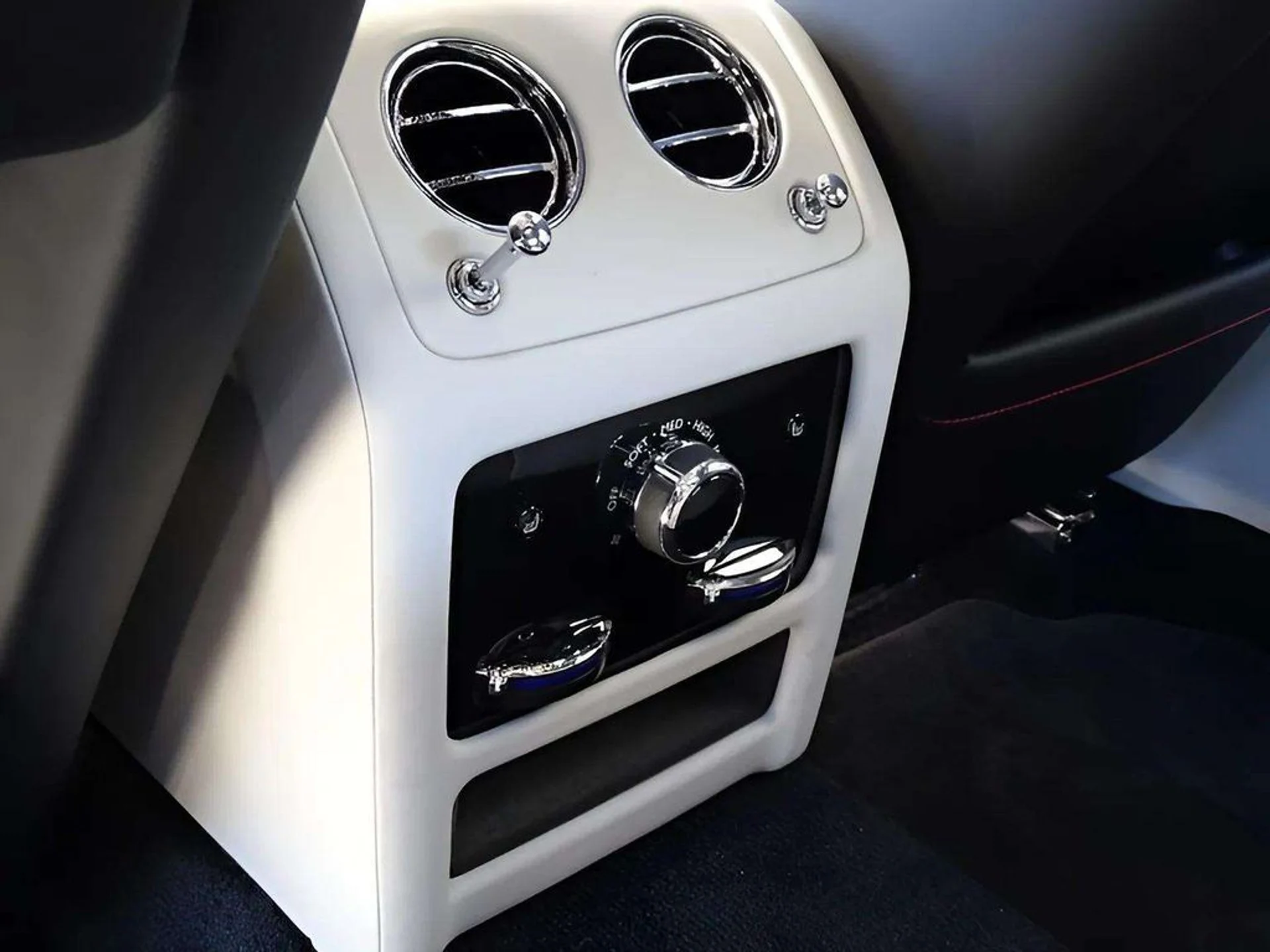 mph015_687953164_f578e252a9896be274fd37f691360b43x_7d4ba3dbe1