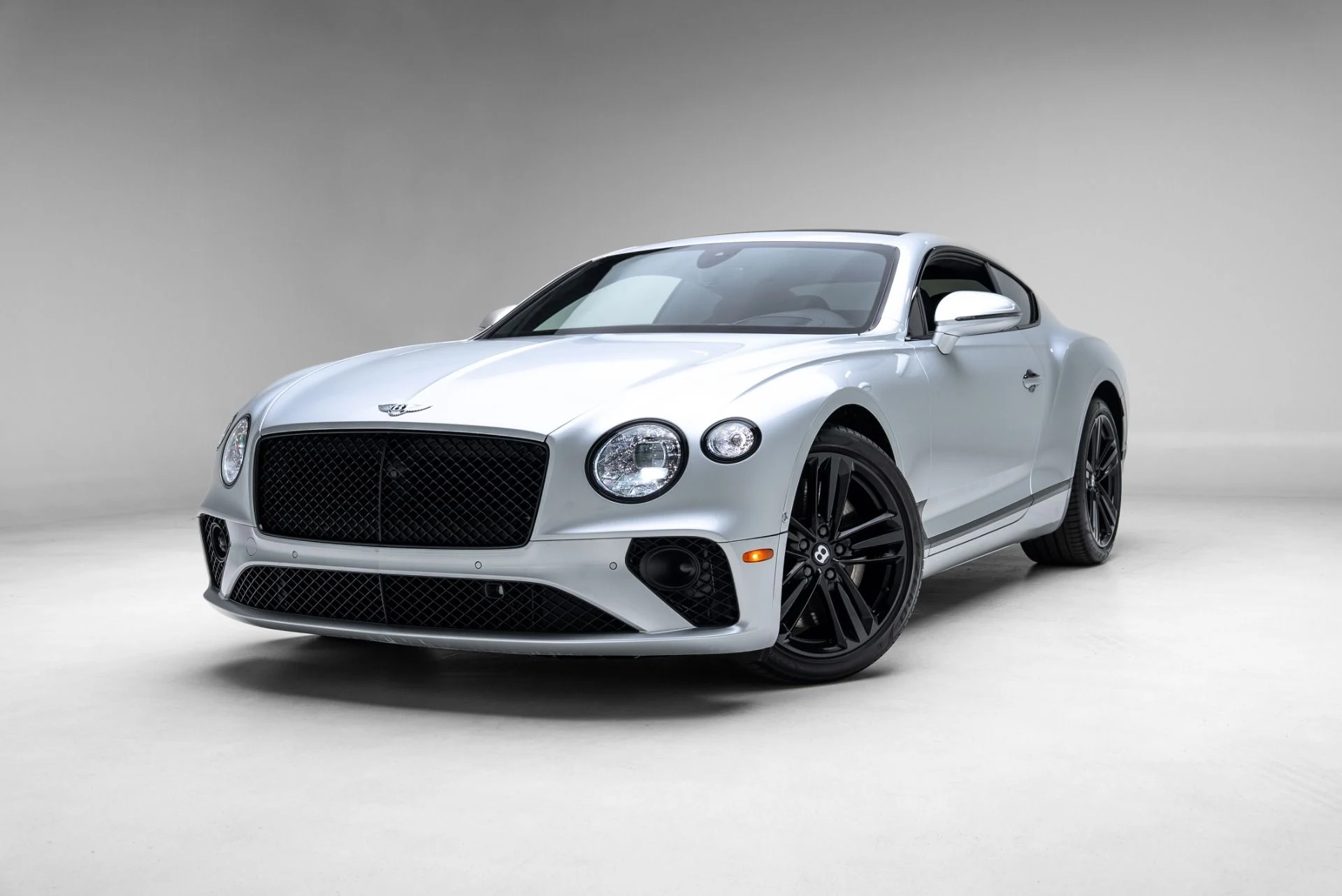 mph015_689475572_Used_2023_Bentley_Continental_GT_V8_1775153286_34b2cab301