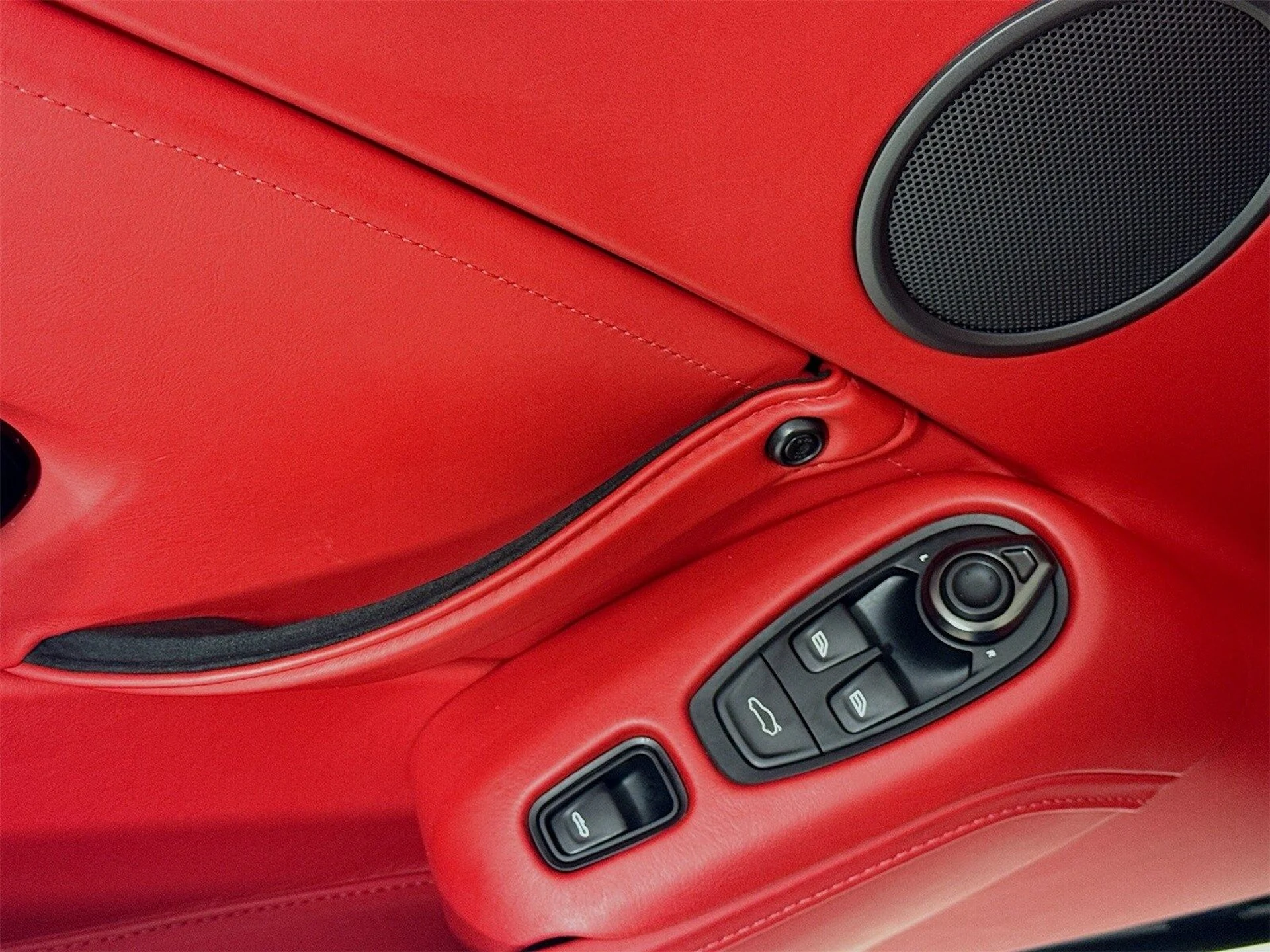 mph015_694593576_afd54e0dceaf10a247fa0fd67e293d27x_ff97b0b1a1