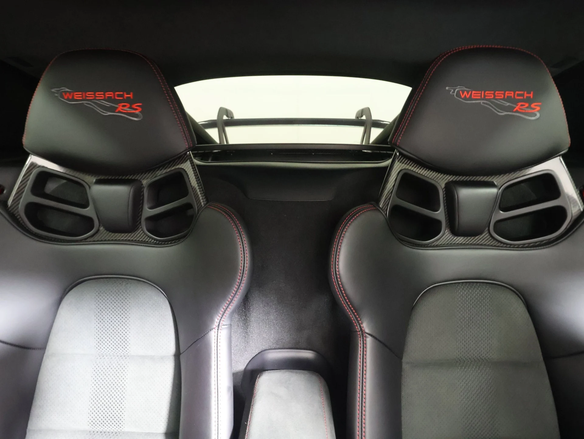 mph015_702372040_96a2932e0e748318a0dd4cb0eae43e63x_eb01905d0d