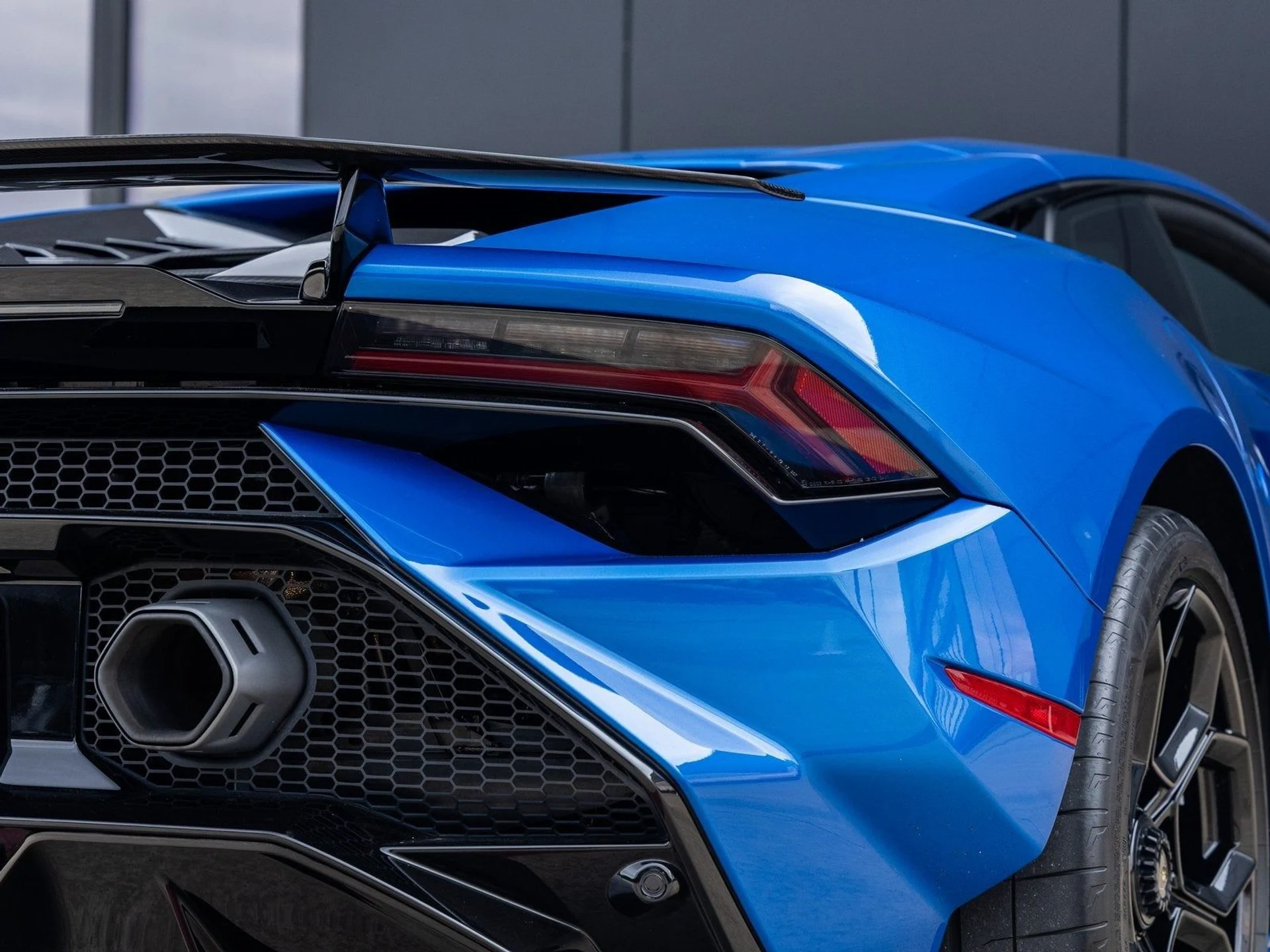 mph015_702962497_16_32dc7be7a2